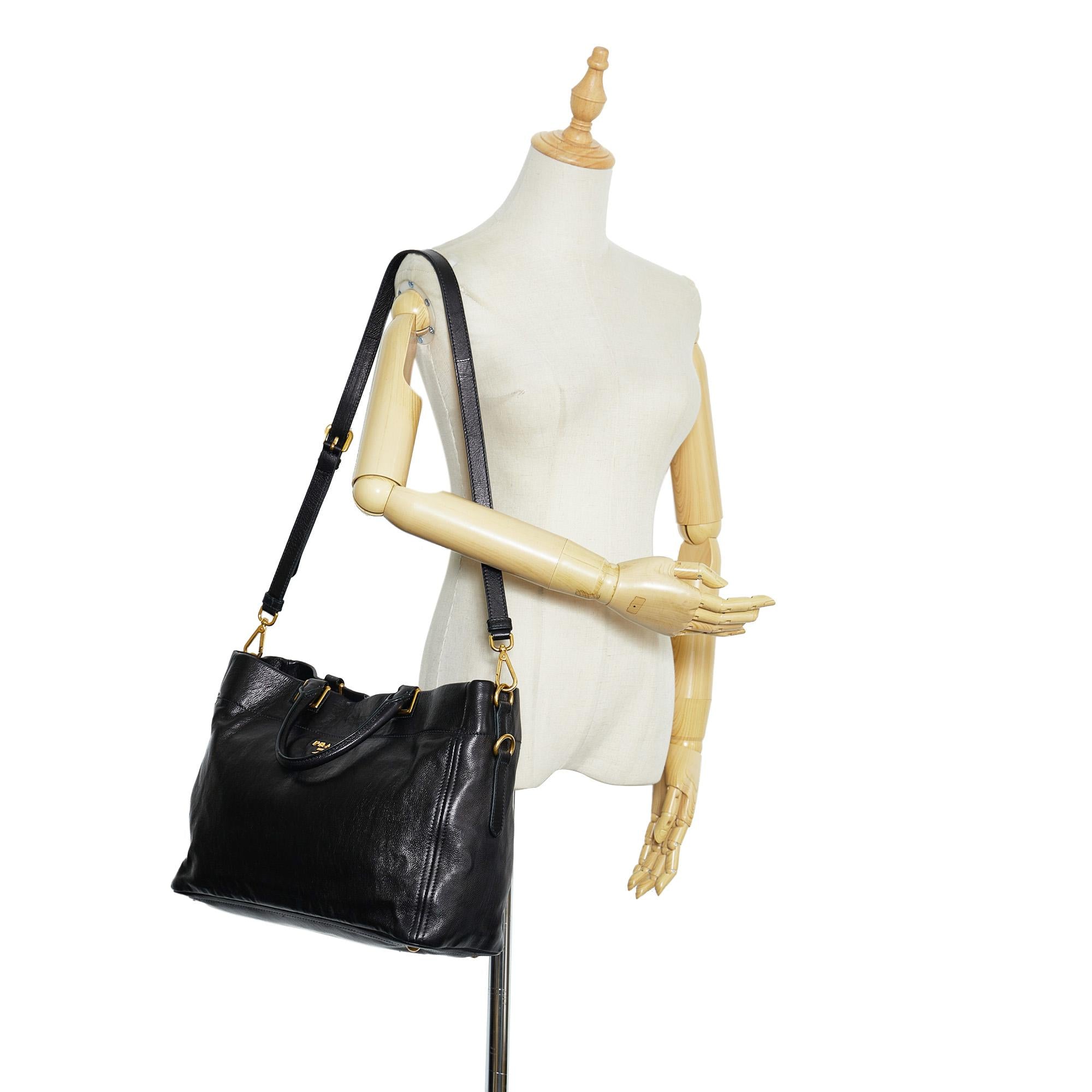 Prada Vitello Daino Satchel (SHG-0Oo1Ax)
