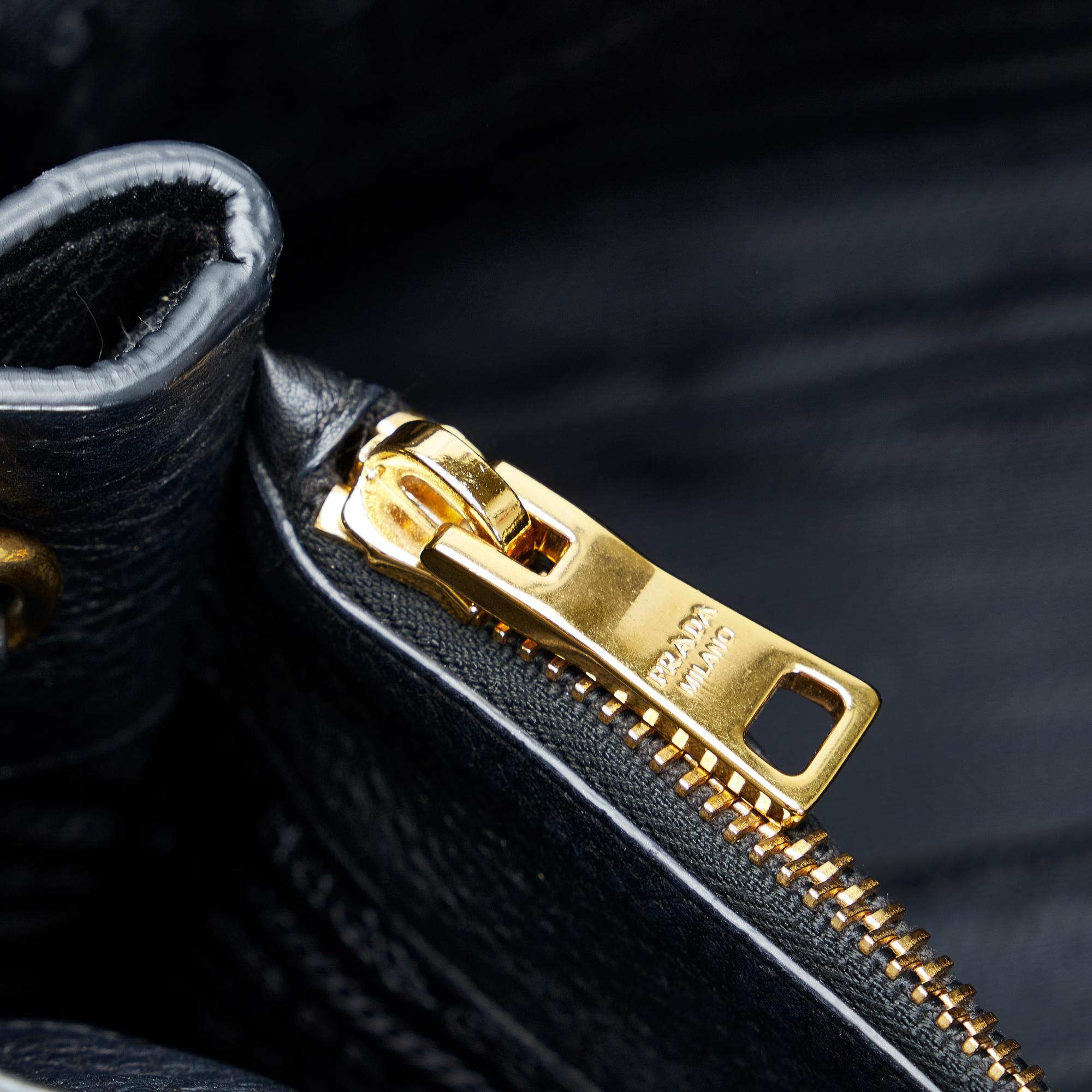 Prada Vitello Daino Satchel (SHG-GGcDyp)