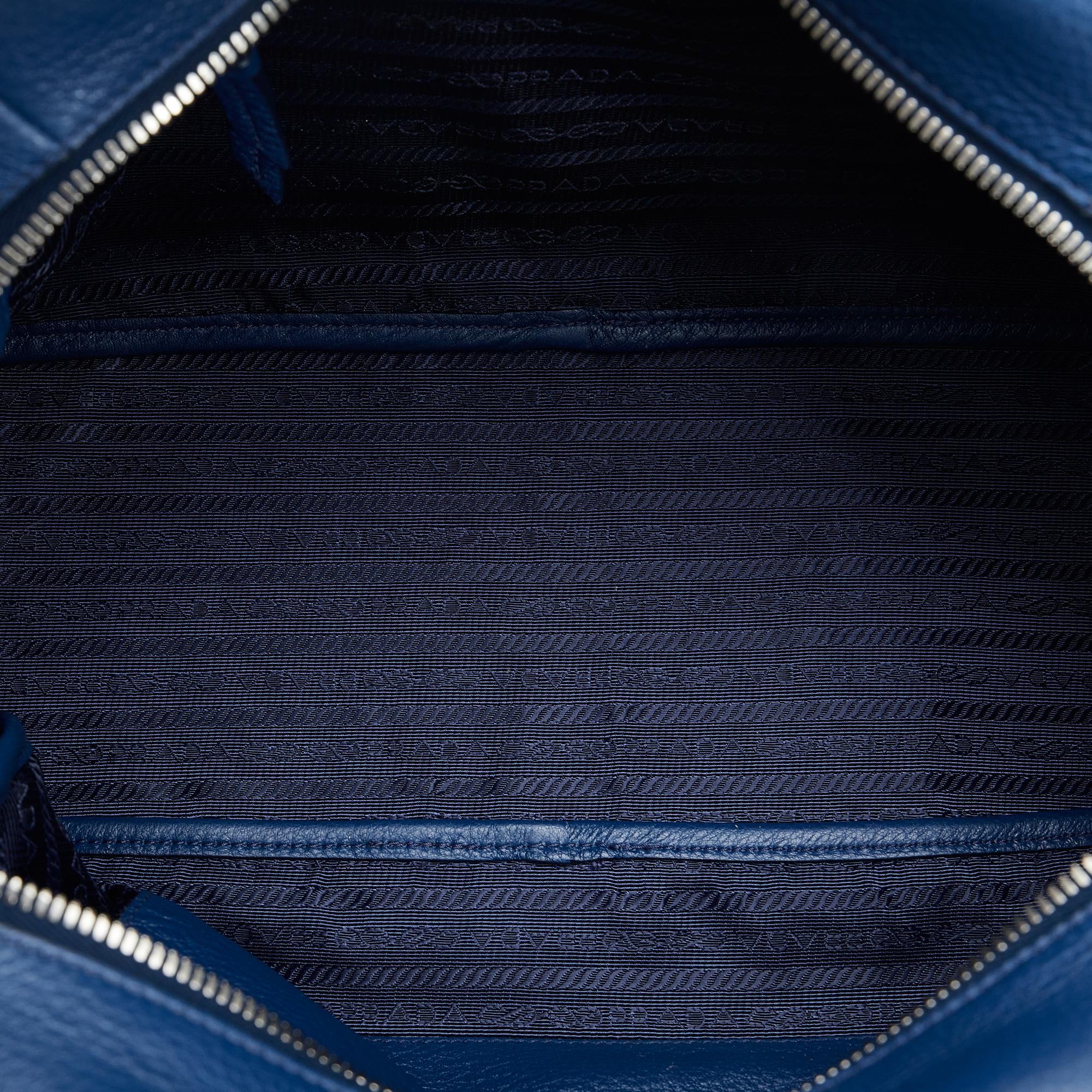 Prada Vitello Daino Satchel (SHG-1PNKoz)