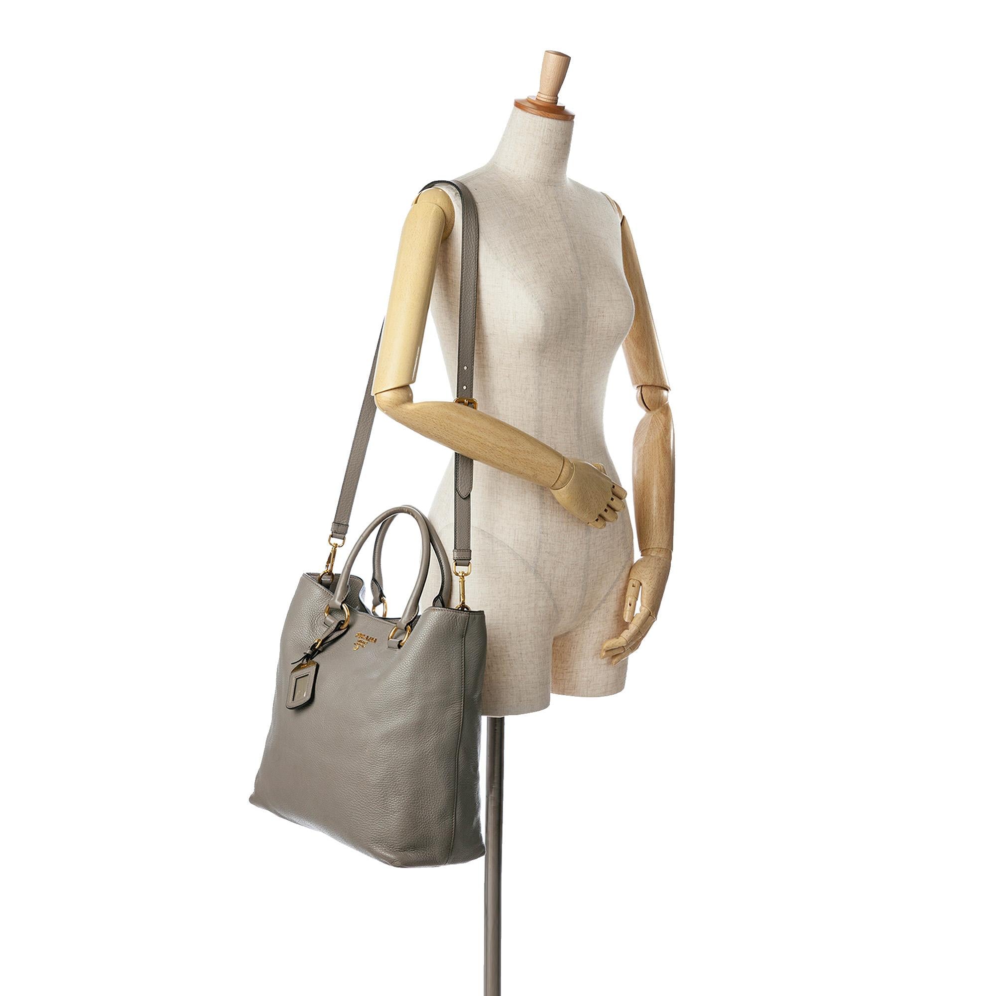 Prada Vitello Daino Satchel (SHG-pHr9bF)