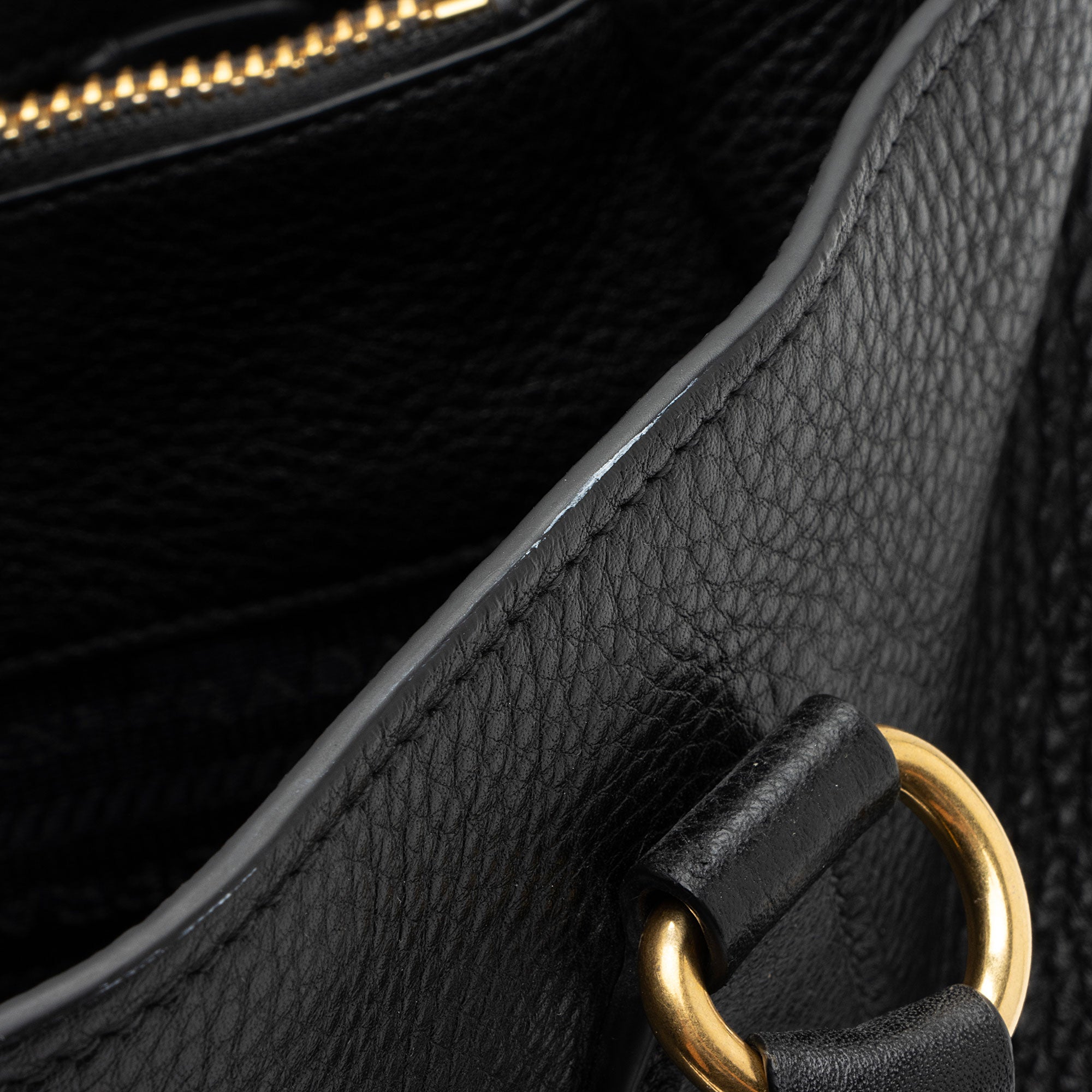 Prada Vitello Daino Shopping Tote (SHF-rtAZE9)