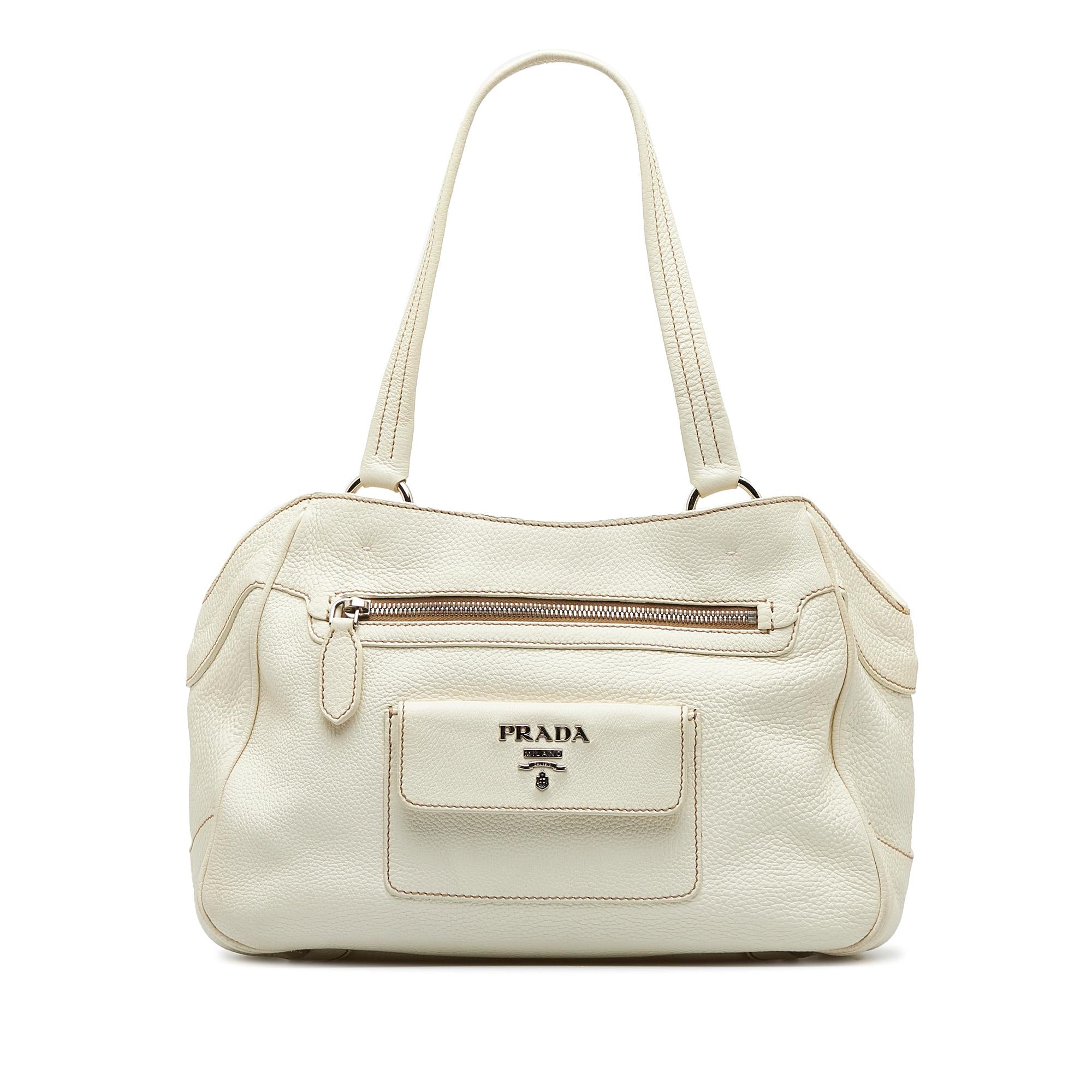 Prada Vitello Daino Tote Bag (SHG-sAWbdn)
