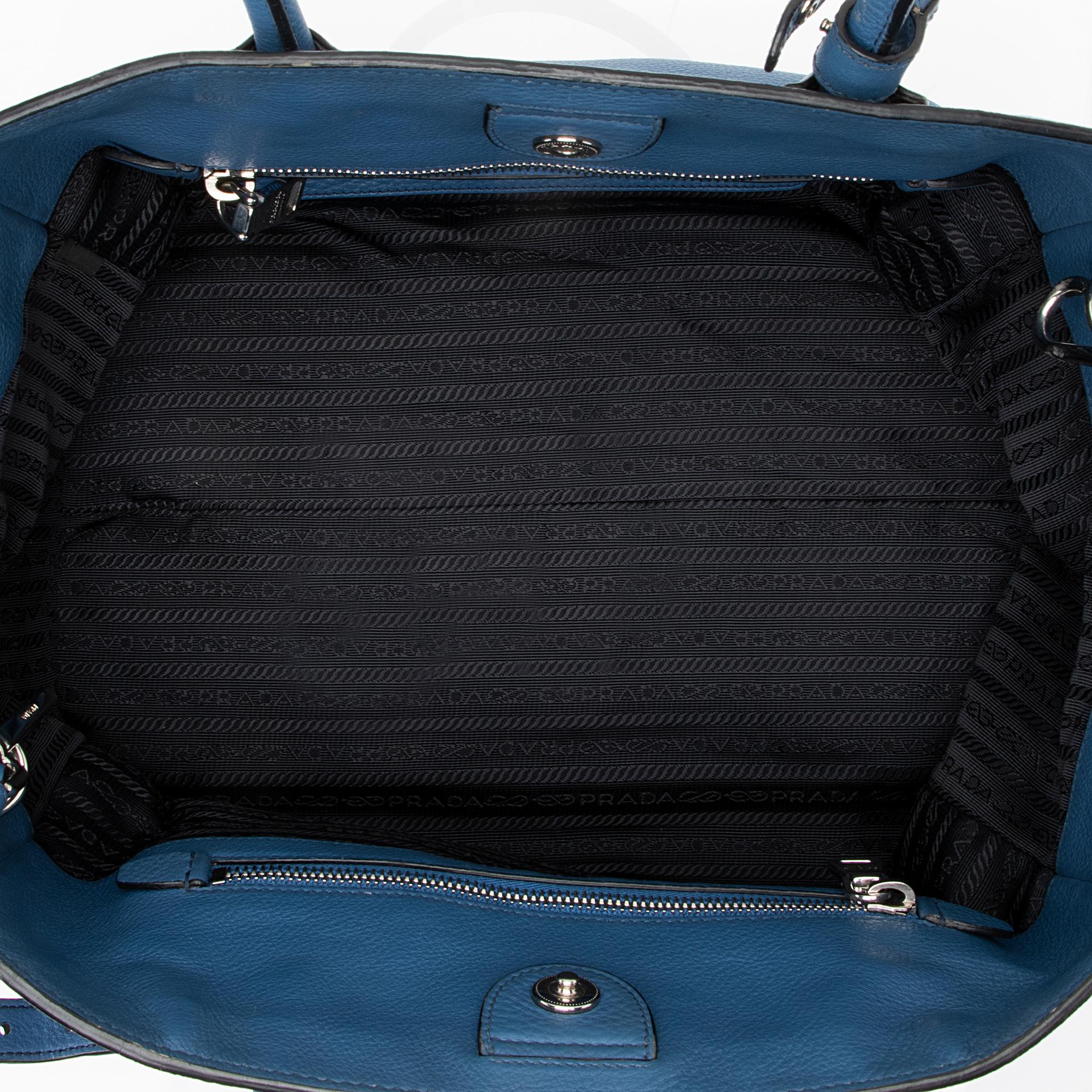 Prada Vitello Daino Twin Pocket Tote (SHF-23252)