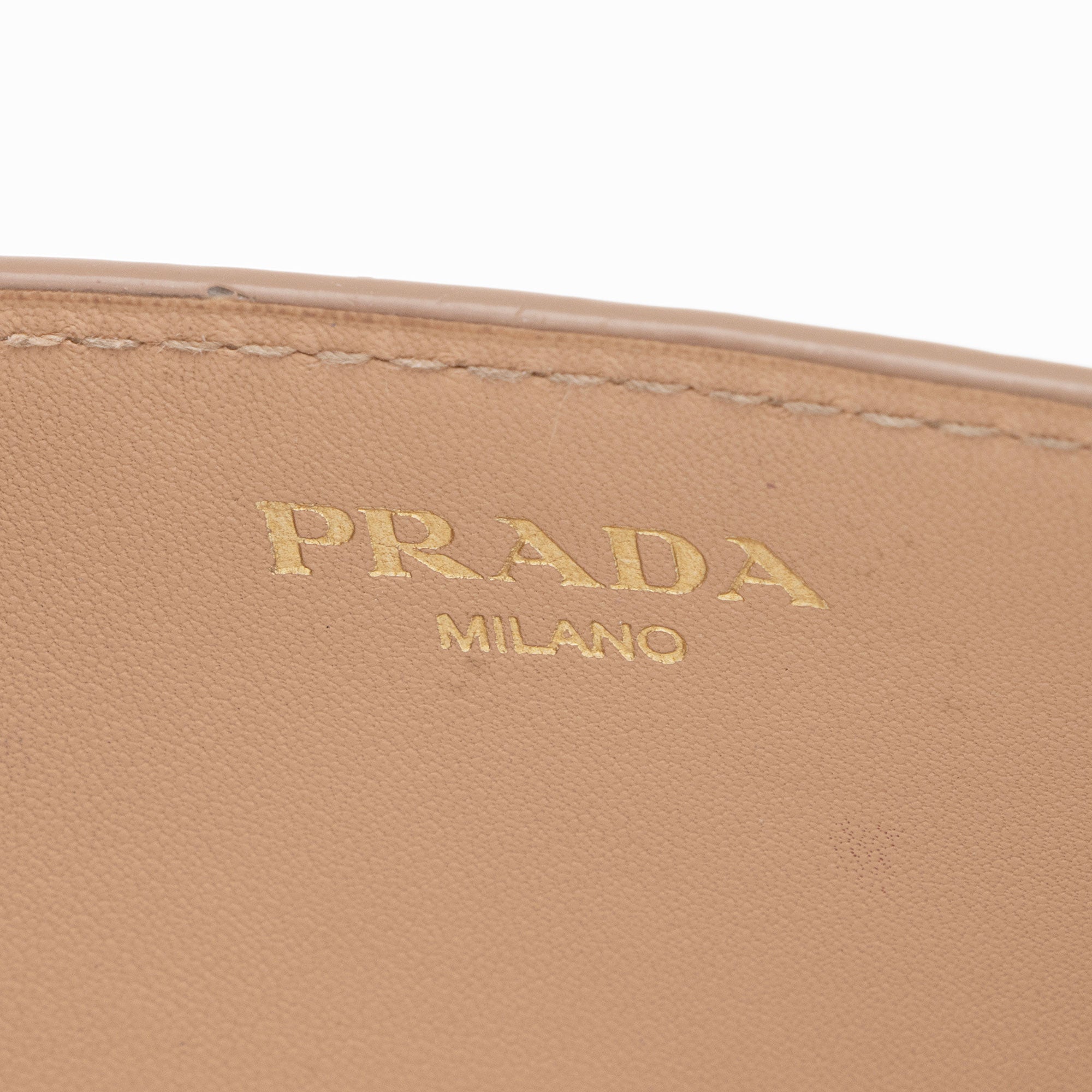 Prada Vitello Move Chain Crossbody (SHF-8DVGcB)