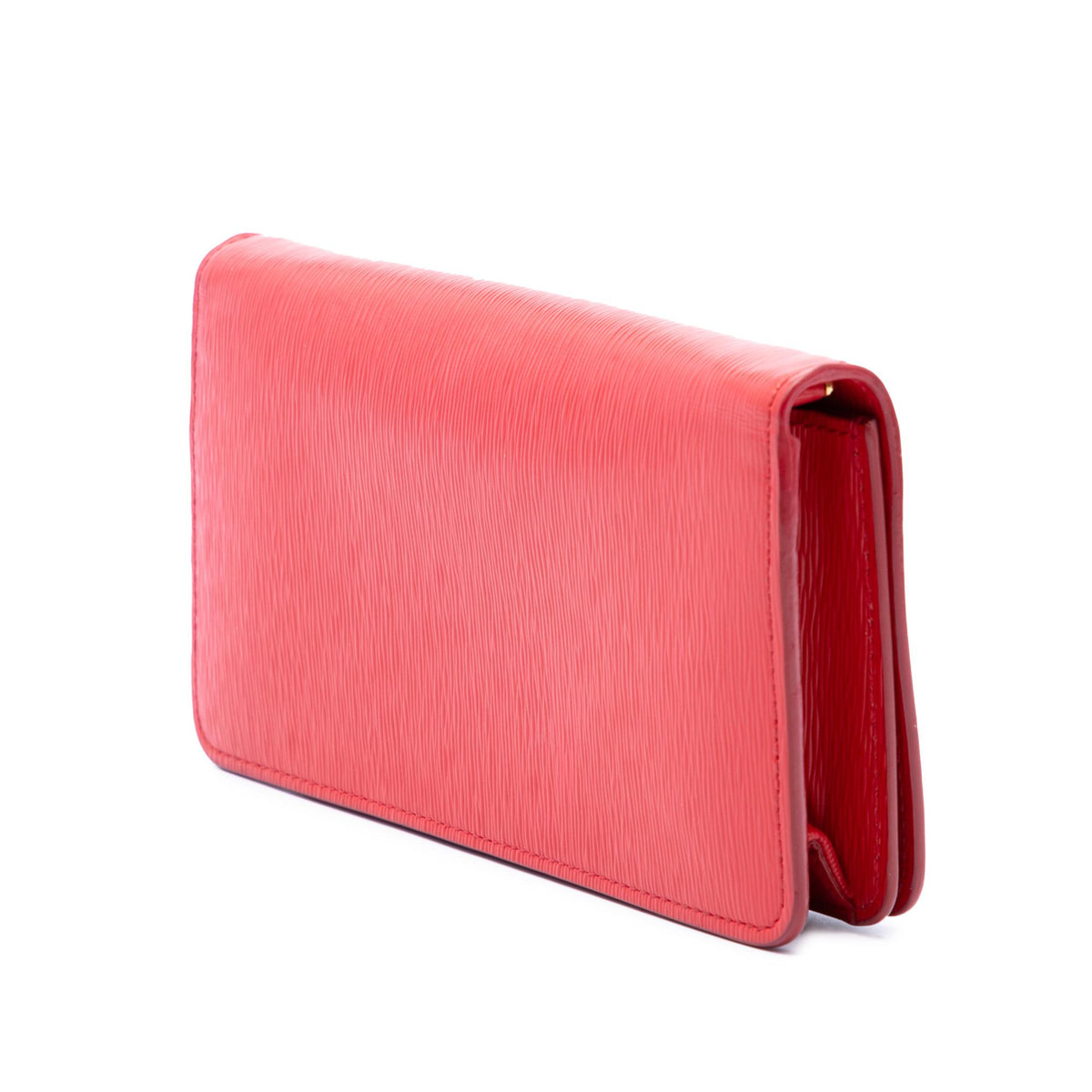 Prada Vitello Move Wallet on Chain