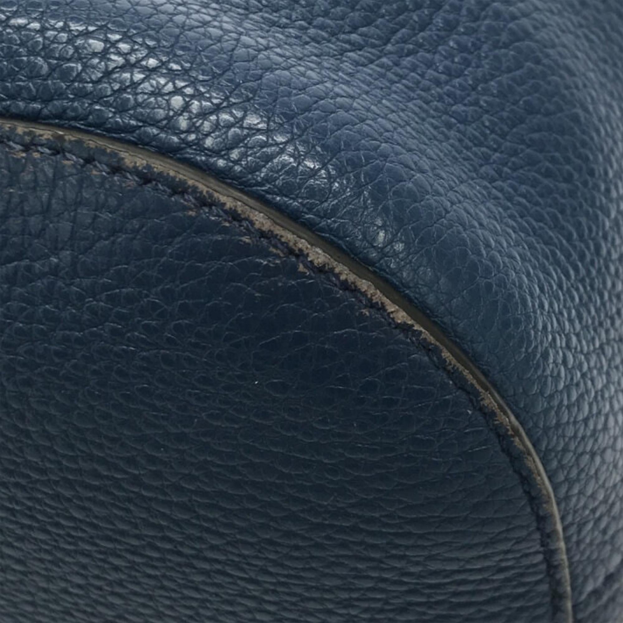 Prada Vitello Phenix Logo Crossbody Bag (SHG-sscjbO)