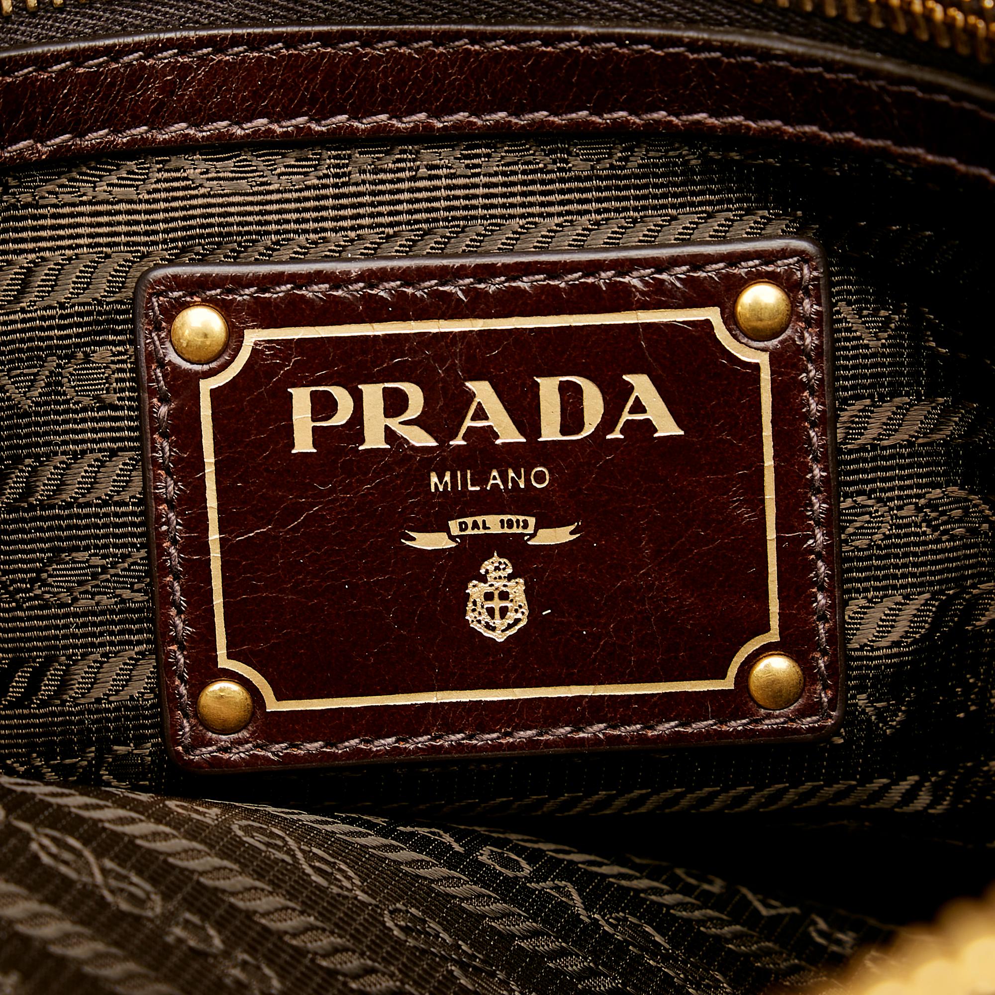 Prada Vitello Shine Satchel (SHG-Od4LEQ)