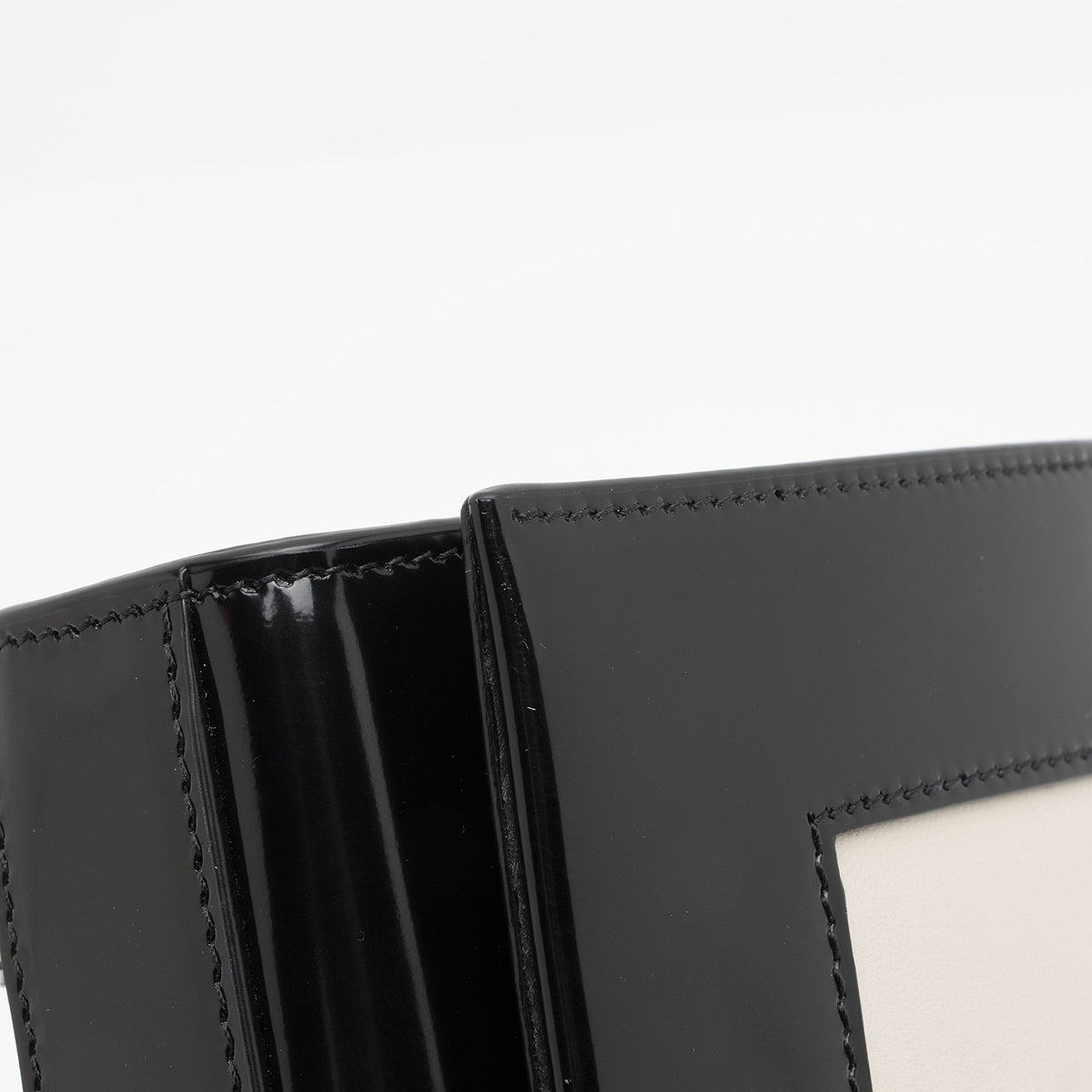Saint Laurent Nappa Leather Bicolor Kate Small Shoulder Bag (SHF-ru59Gl)