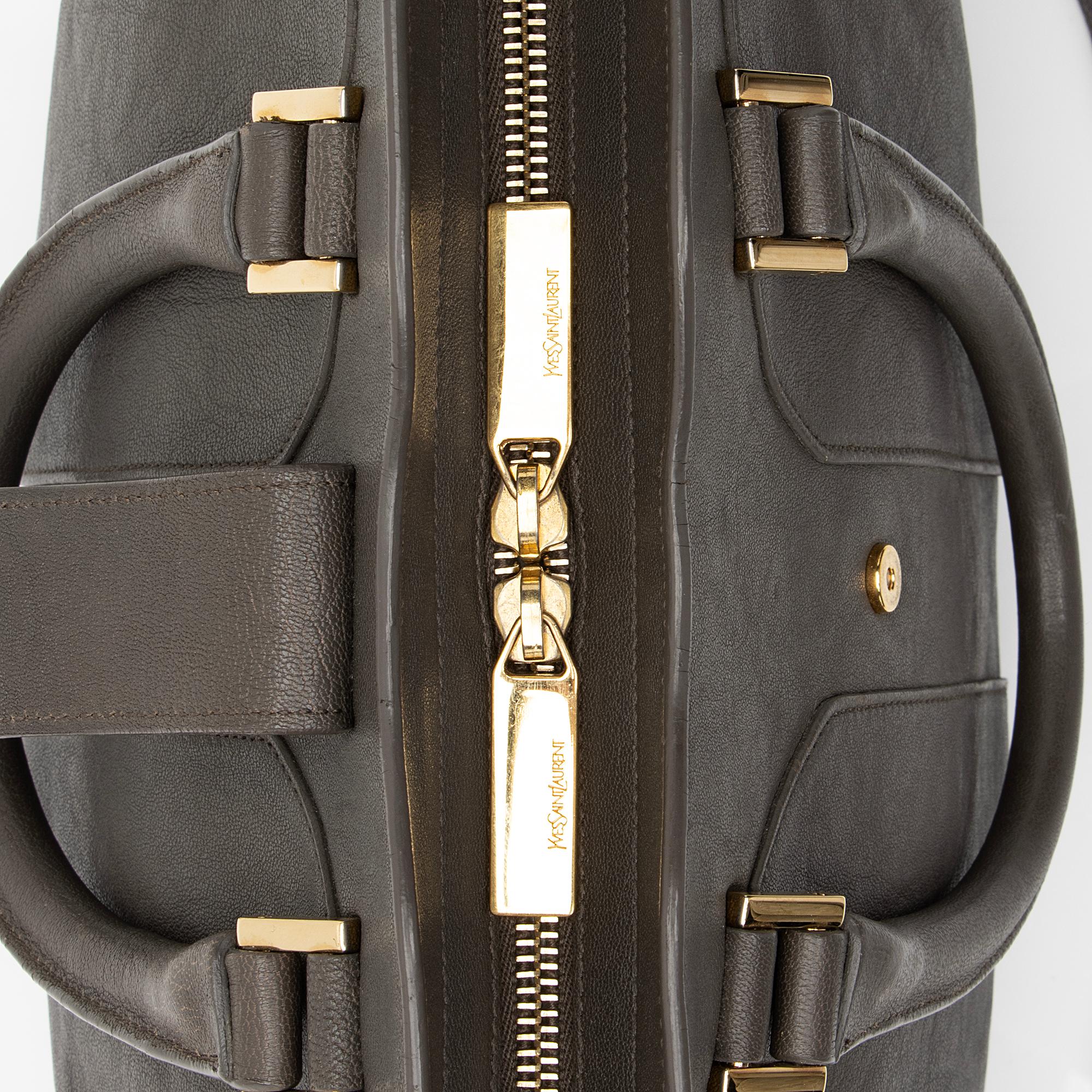 Saint Laurent Calfskin Classic Cabas Y Small Tote (SHF-23162)