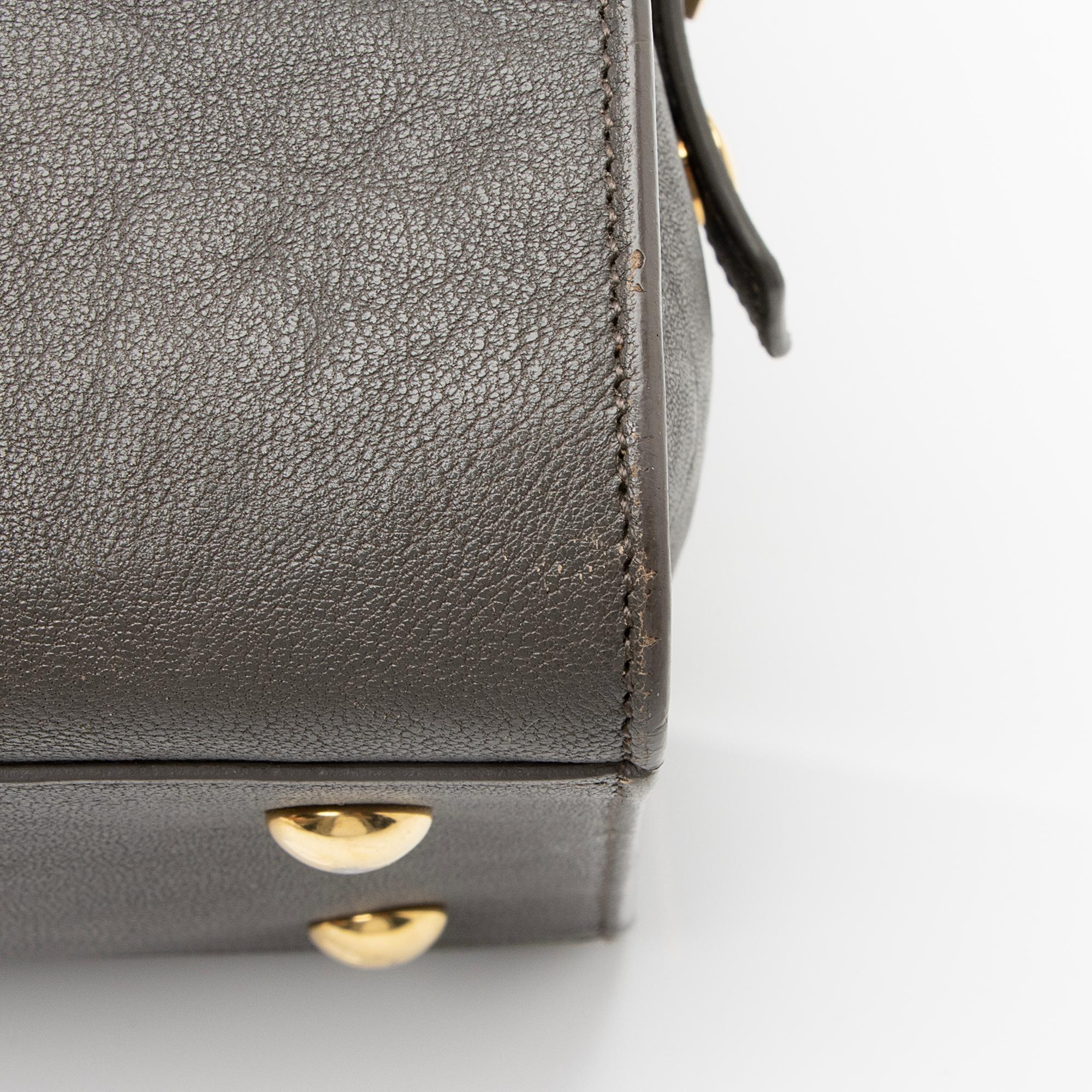 Saint Laurent Calfskin Classic Cabas Y Small Tote (SHF-23162)