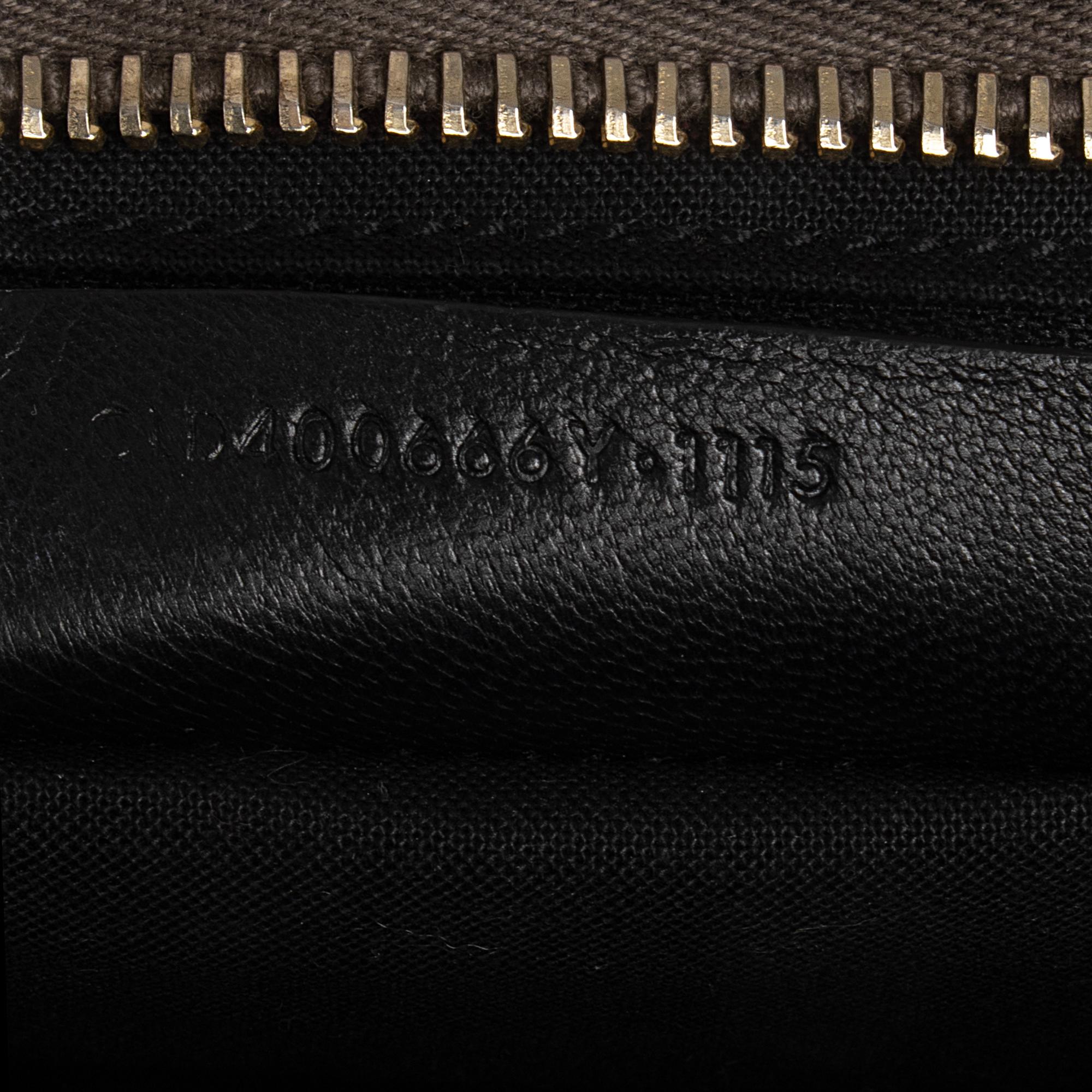 Saint Laurent Calfskin Classic Cabas Y Small Tote (SHF-23162)