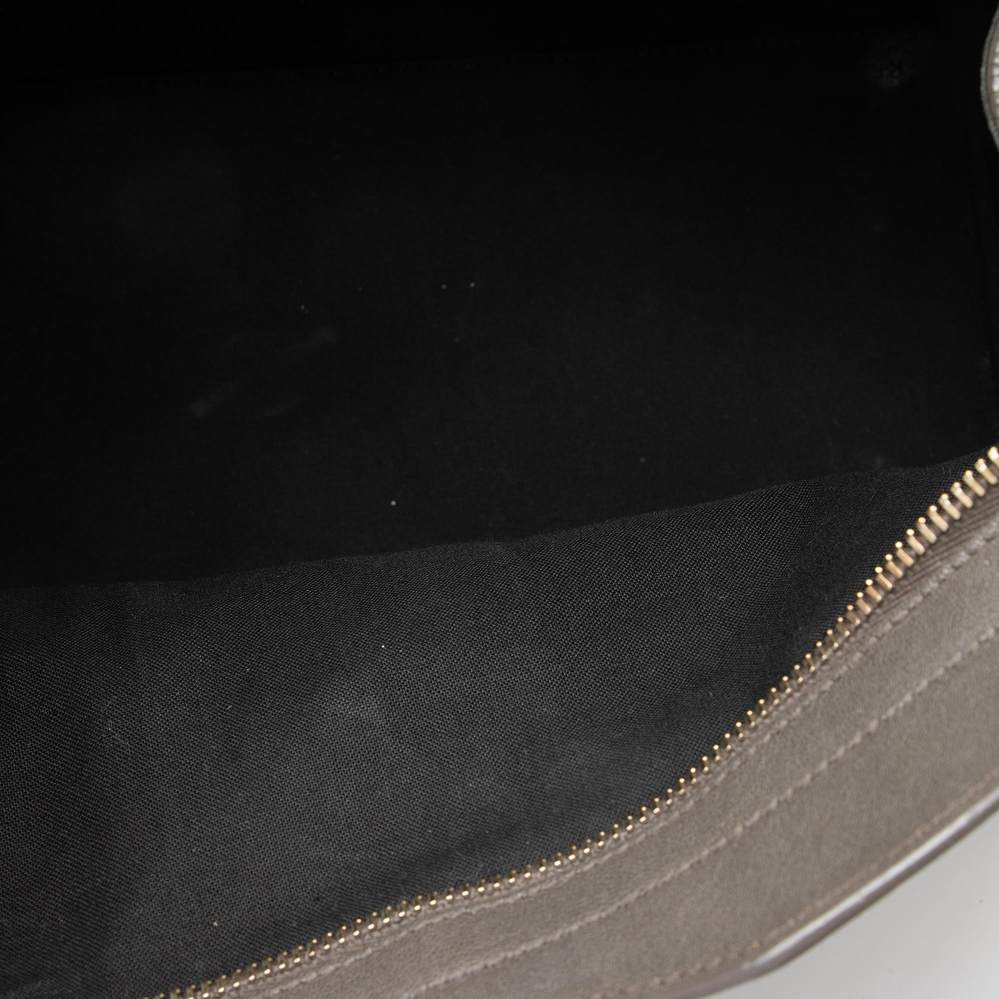 Saint Laurent Calfskin Classic Cabas Y Small Tote (SHF-23162)