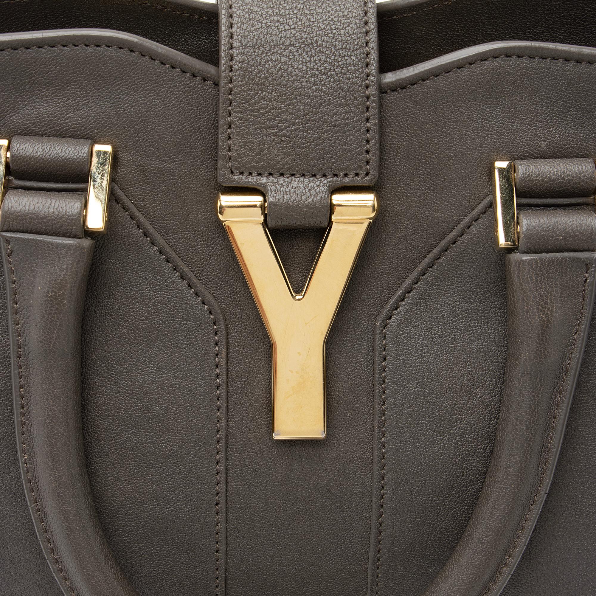 Saint Laurent Calfskin Classic Cabas Y Small Tote (SHF-23162)