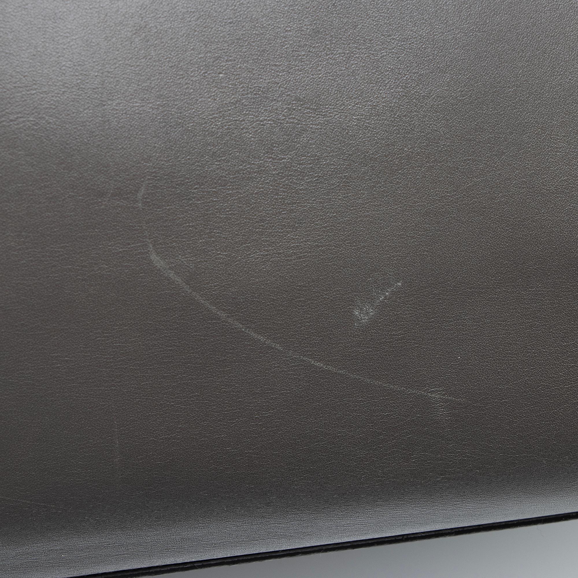 Saint Laurent Calfskin Duffle 6 Satchel (SHF-23052)