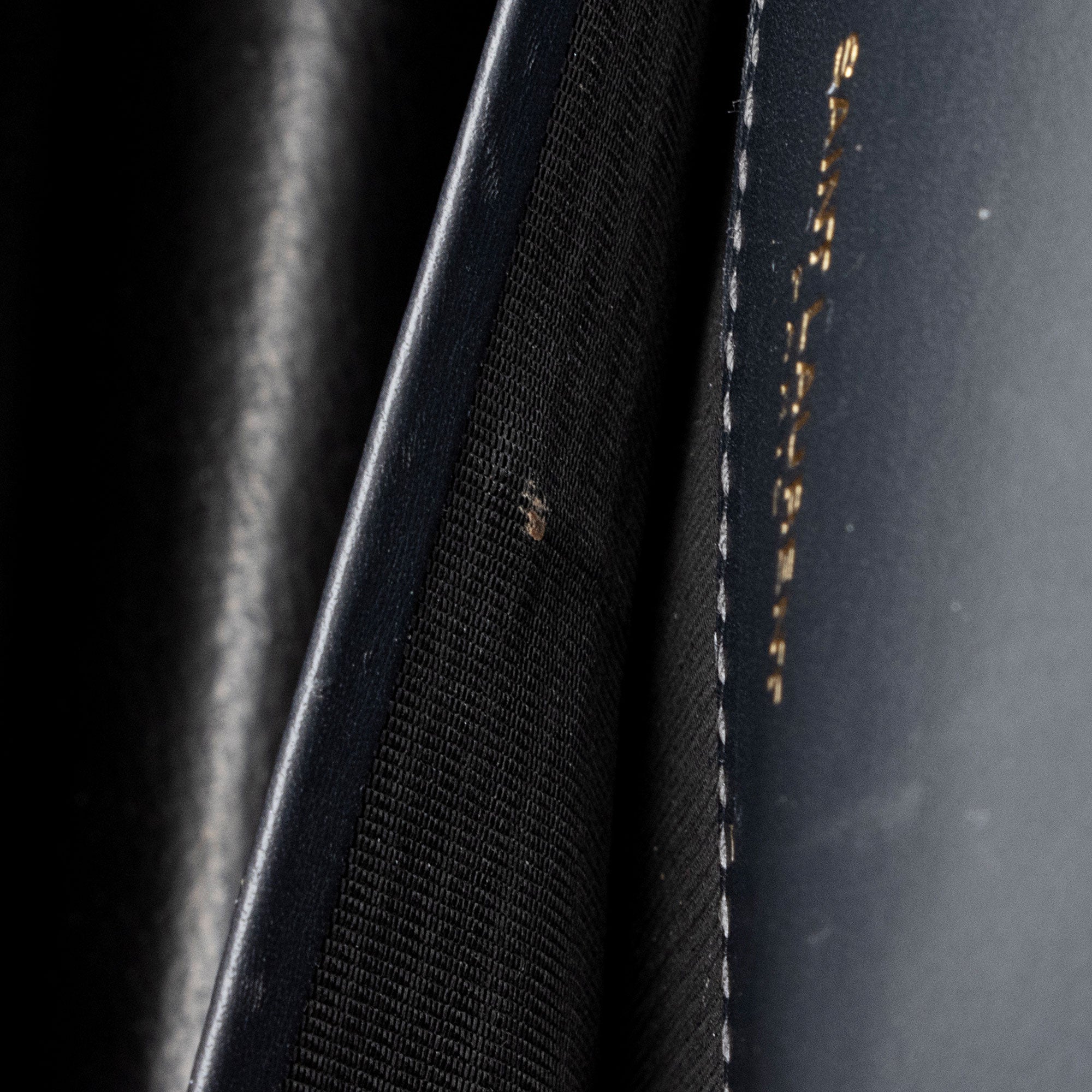 Saint Laurent Calfskin Monogram Kate Tassel Chain Wallet (SHF-GJz8iT)