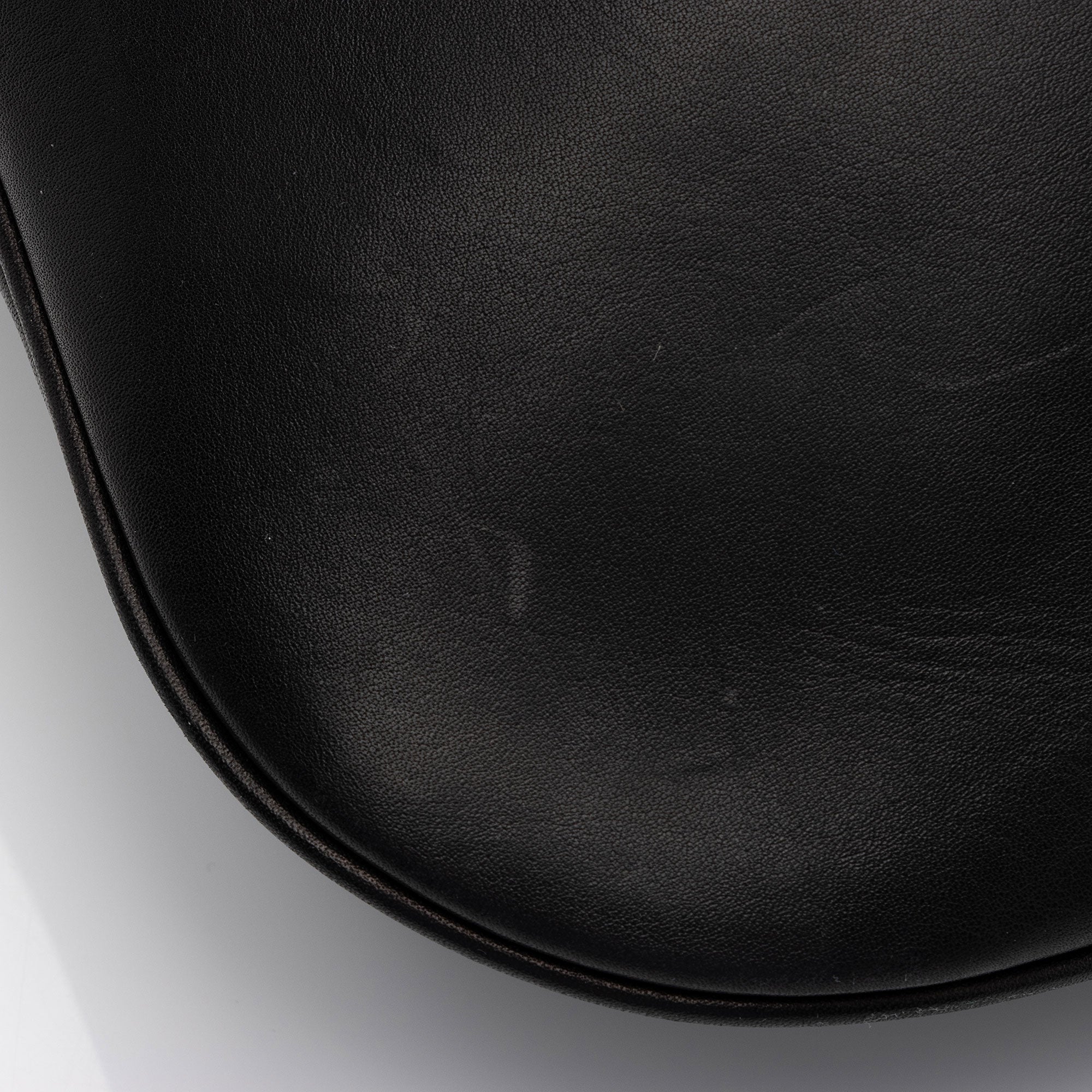 Saint Laurent Calfskin Paris VII Medium Hobo (SHF-meO3qA)