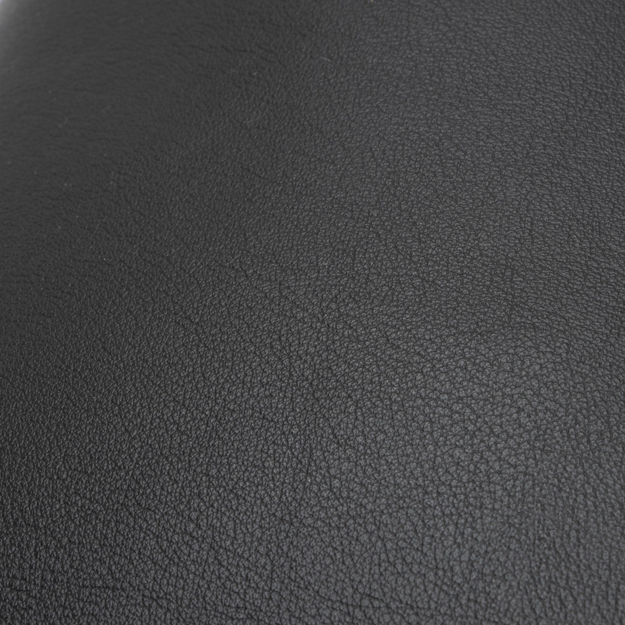 Saint Laurent Calfskin Toy Shopping Tote (SHF-Txsnak)