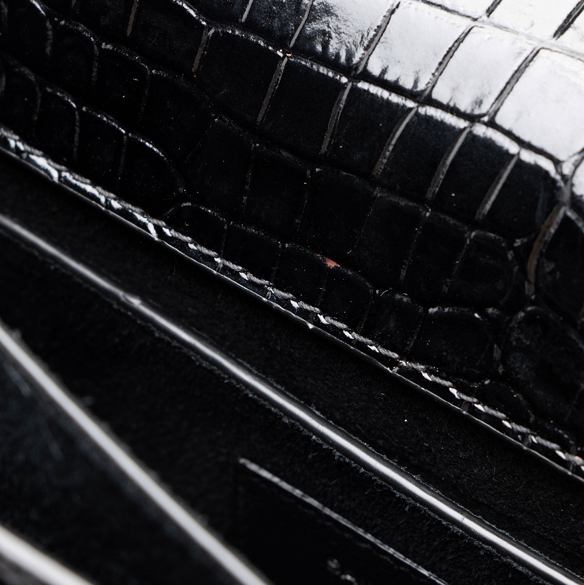 Saint Laurent Croc Embossed Leather Monogram Sunset Medium Shoulder Bag (SHF-LCdXkt)