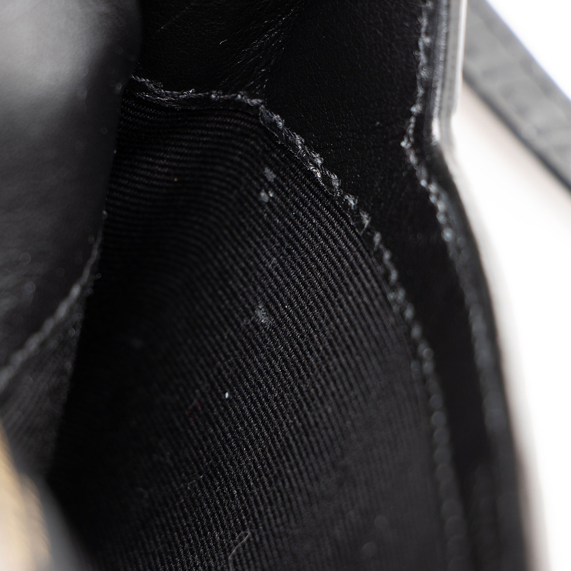 Saint Laurent Croc Embossed Monogram Phone Holder Shoulder Bag (SHF-8nnftx)