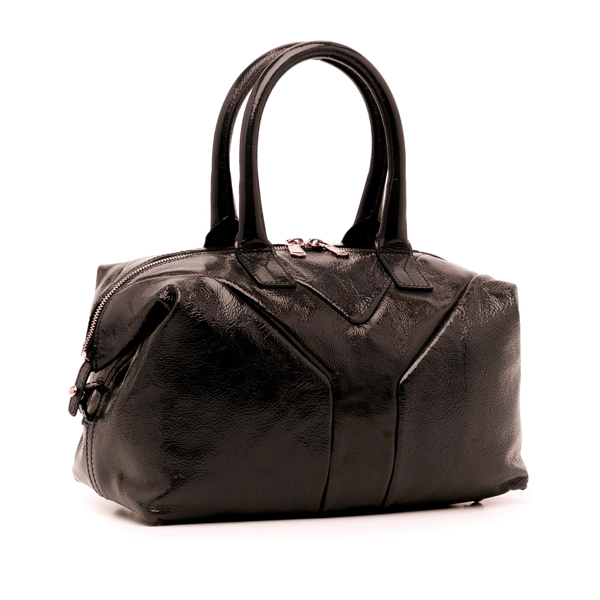 Saint Laurent Easy Y Patent Leather Tote (SHG-lKKK1r)