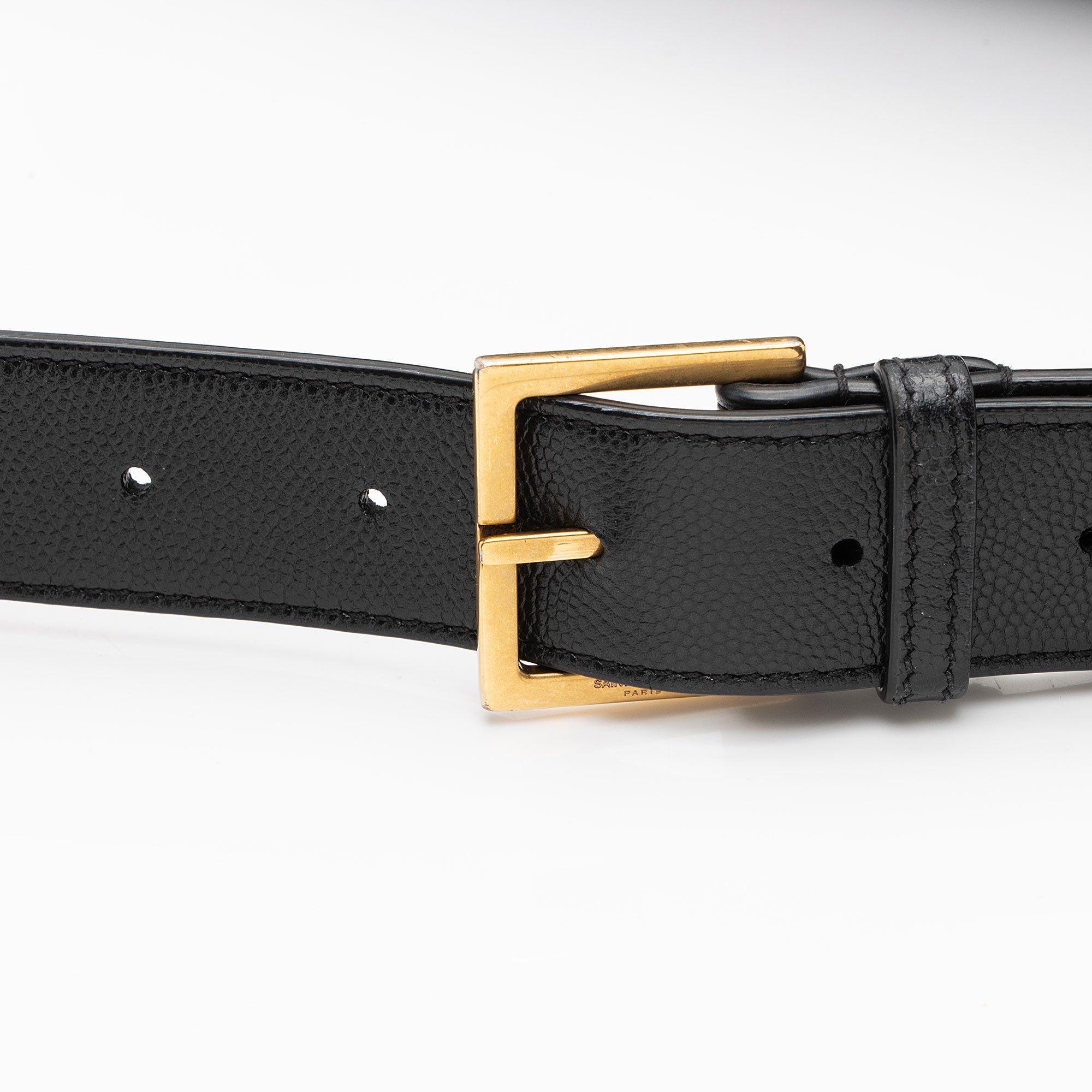 Saint Laurent Grain de Poudre Monogram Cassandre Belt Bag (SHF-Gvv9El)