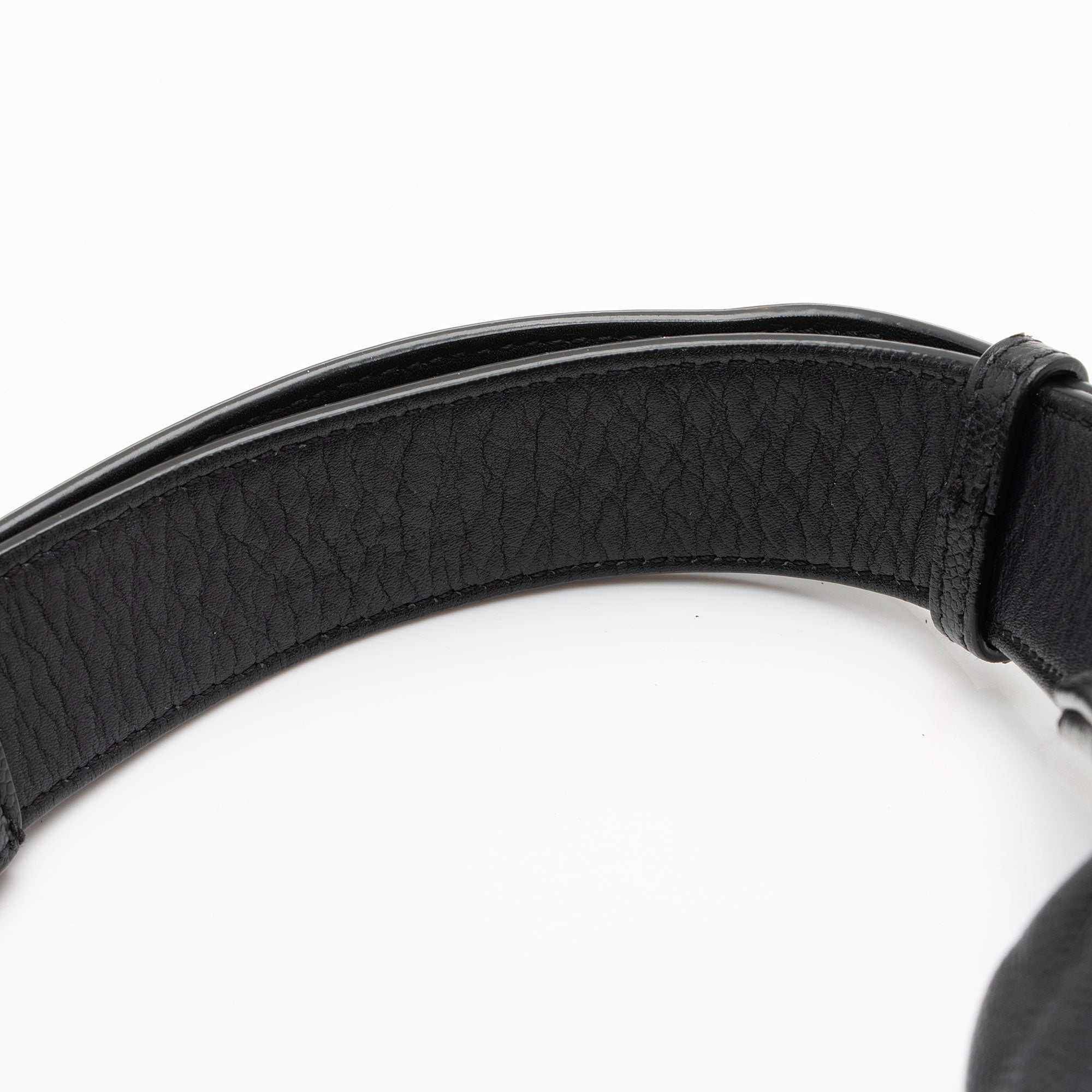 Saint Laurent Grain de Poudre Monogram Cassandre Belt Bag (SHF-Gvv9El)