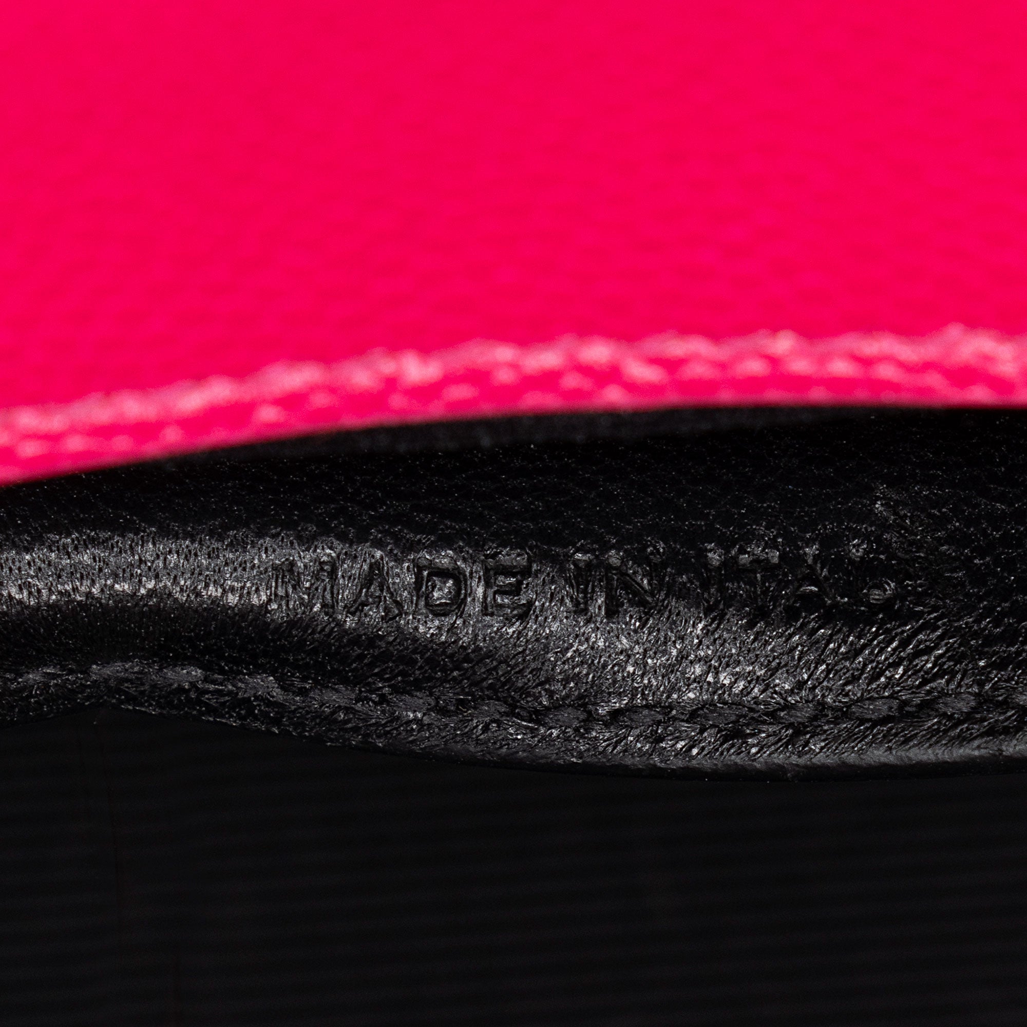 Saint Laurent Grain de Poudre Monogram Kate Small Crossbody Bag (SHF-ip71h6)
