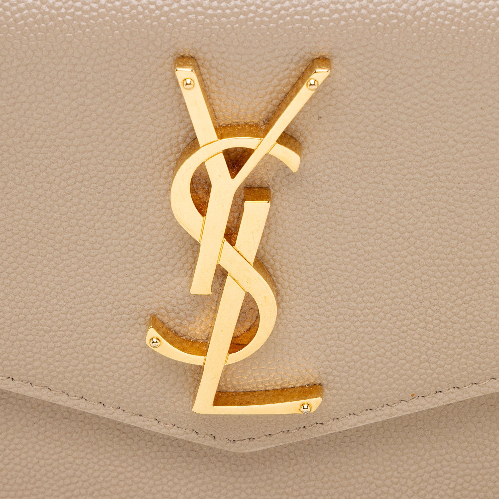 Saint Laurent Grain de Poudre Monogram Uptown Envelope Clutch (SHF-jXfAtG)