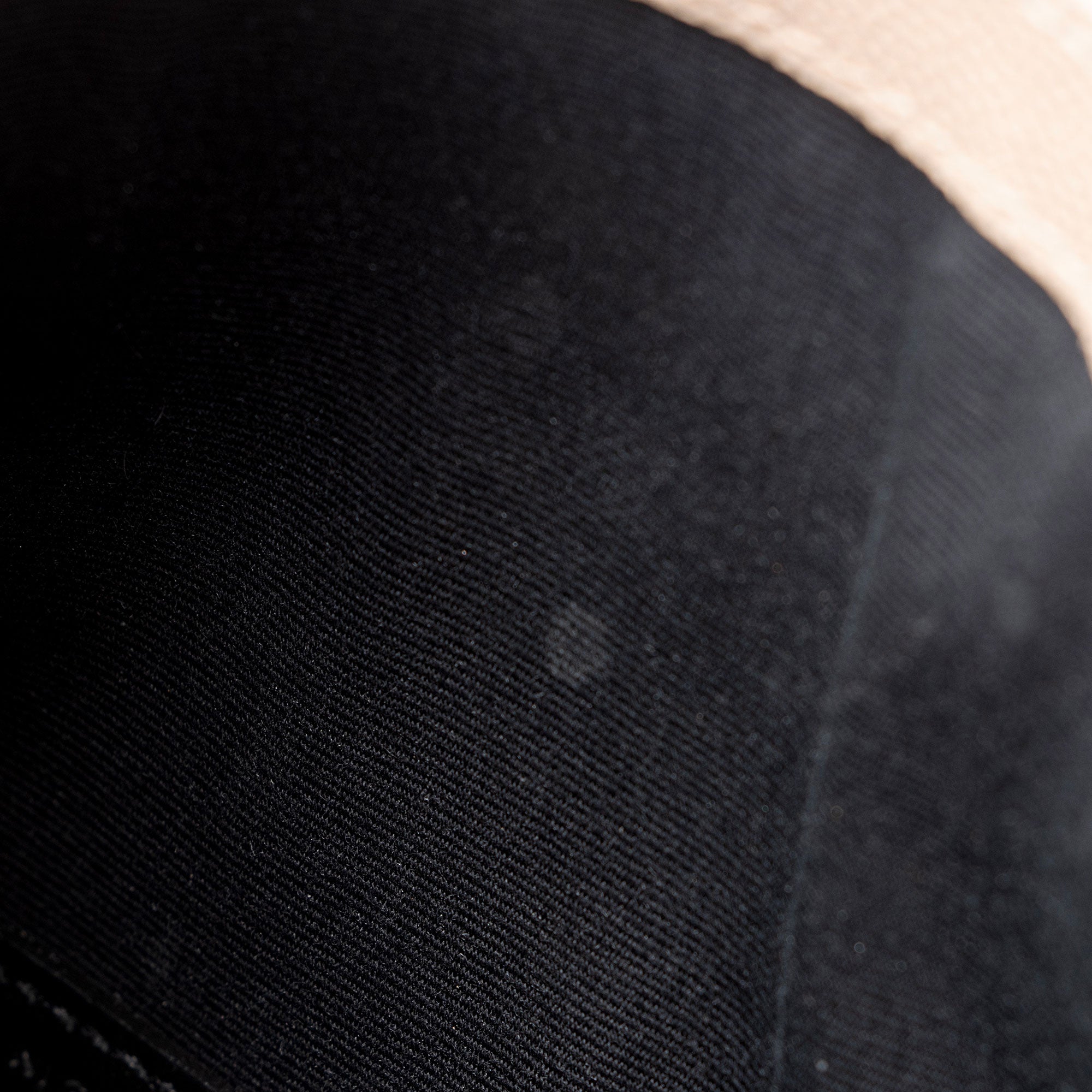 Saint Laurent Grain de Poudre Monogram Uptown Envelope Clutch (SHF-jXfAtG)