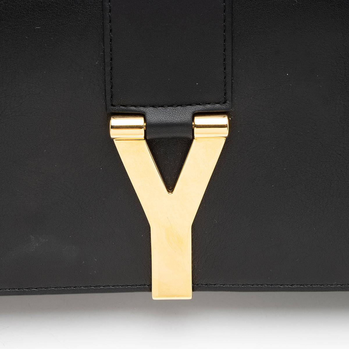 Saint Laurent Leather Classic Y Chain Wallet