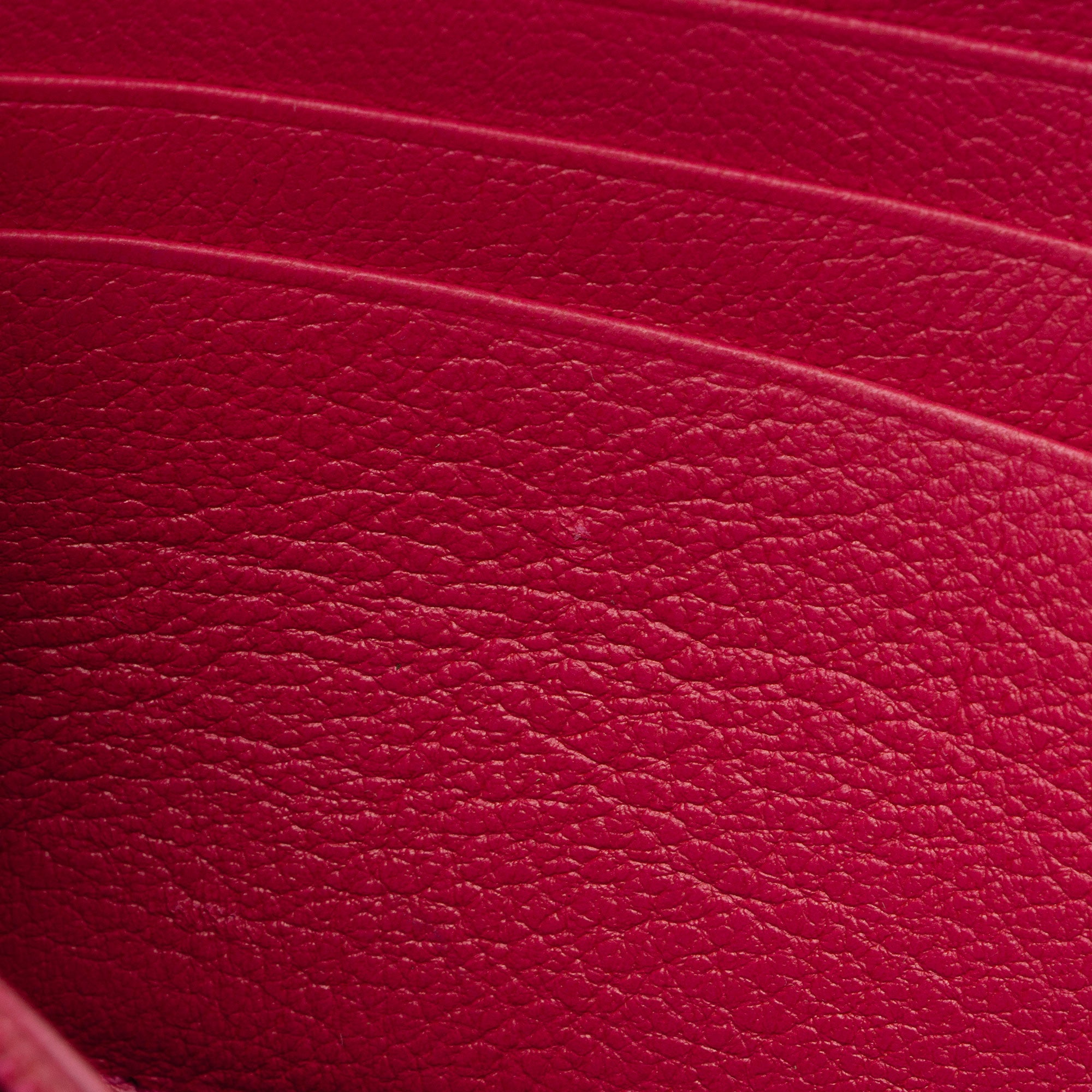 Saint Laurent Leather Monogram Belle du Jour Zip Around Wallet (SHF-agqKCo)