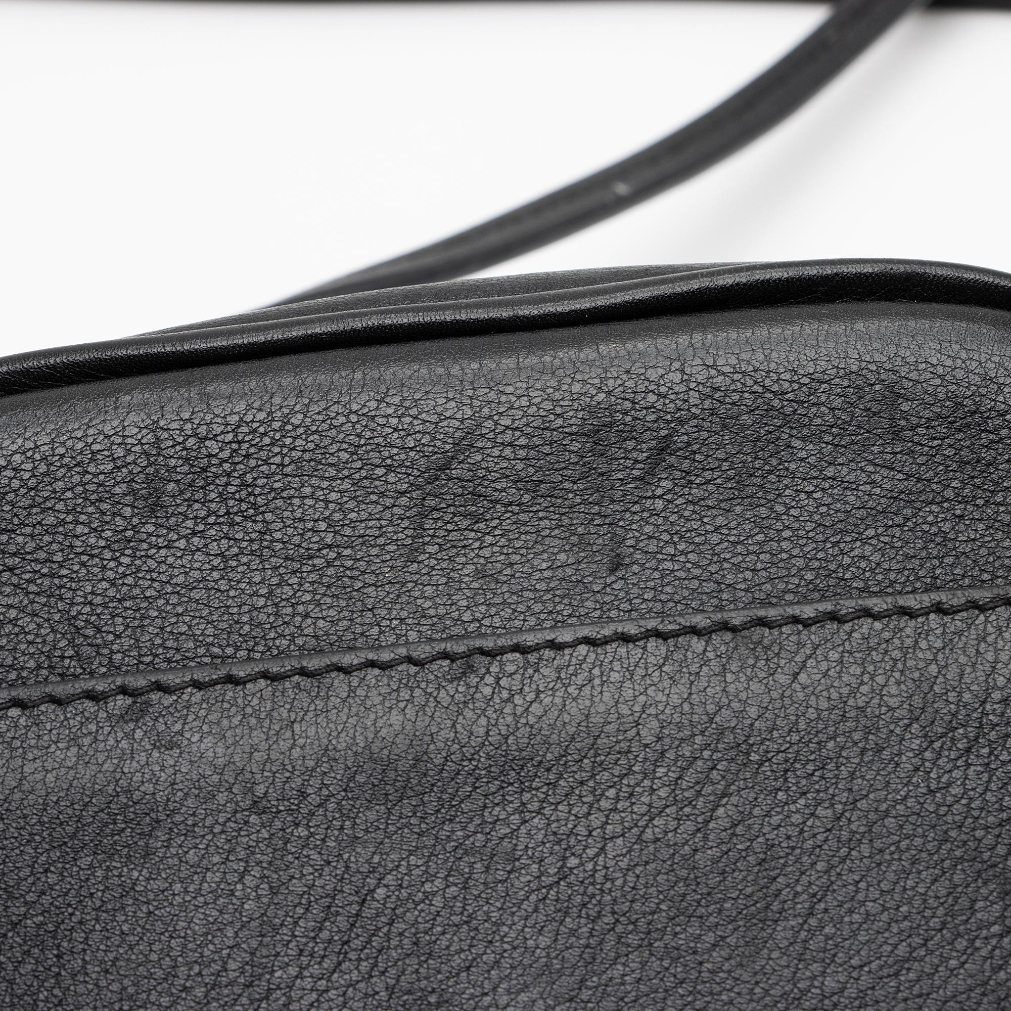 Saint Laurent Leather Monogram Blogger Bag (SHF-0bGOag)