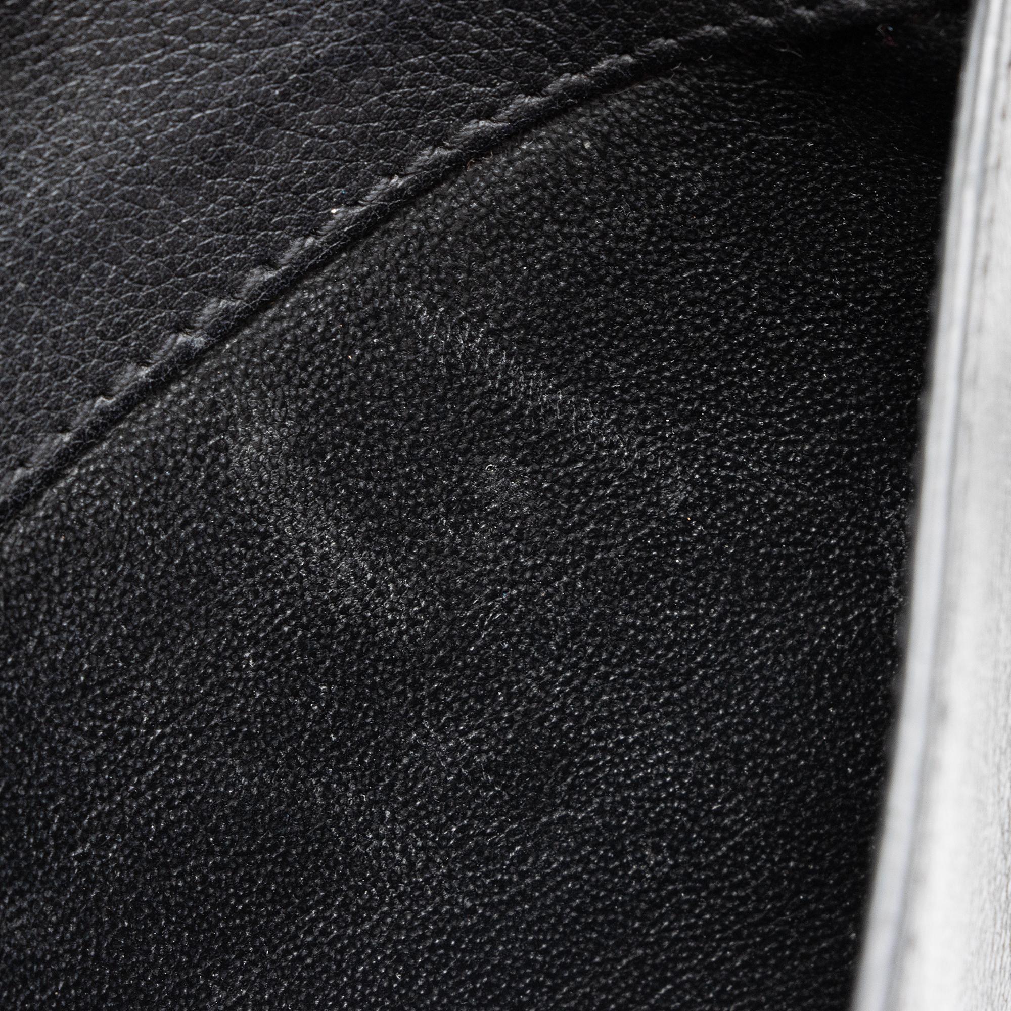 Saint Laurent Leather Monogram Blogger Bag (SHF-0bGOag)