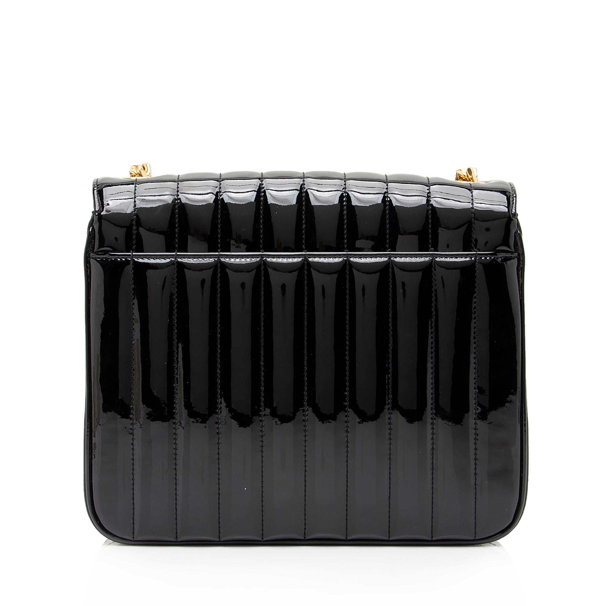 Saint Laurent Matalasse Patent Leather Monogram Vicky Large Shoulder Bag (SHF-zhdP3r)