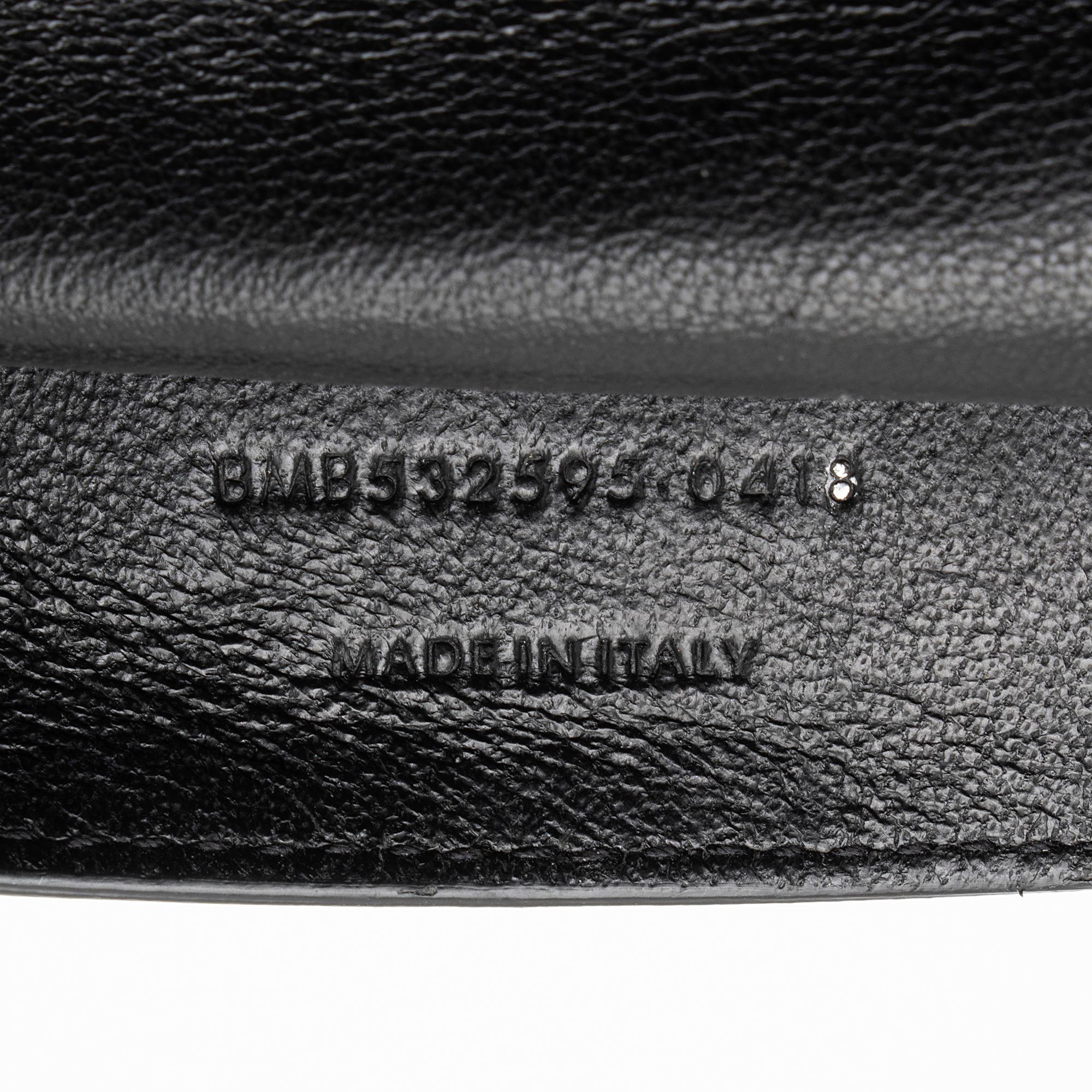 Saint Laurent Matalasse Patent Leather Monogram Vicky Large Shoulder Bag (SHF-zhdP3r)