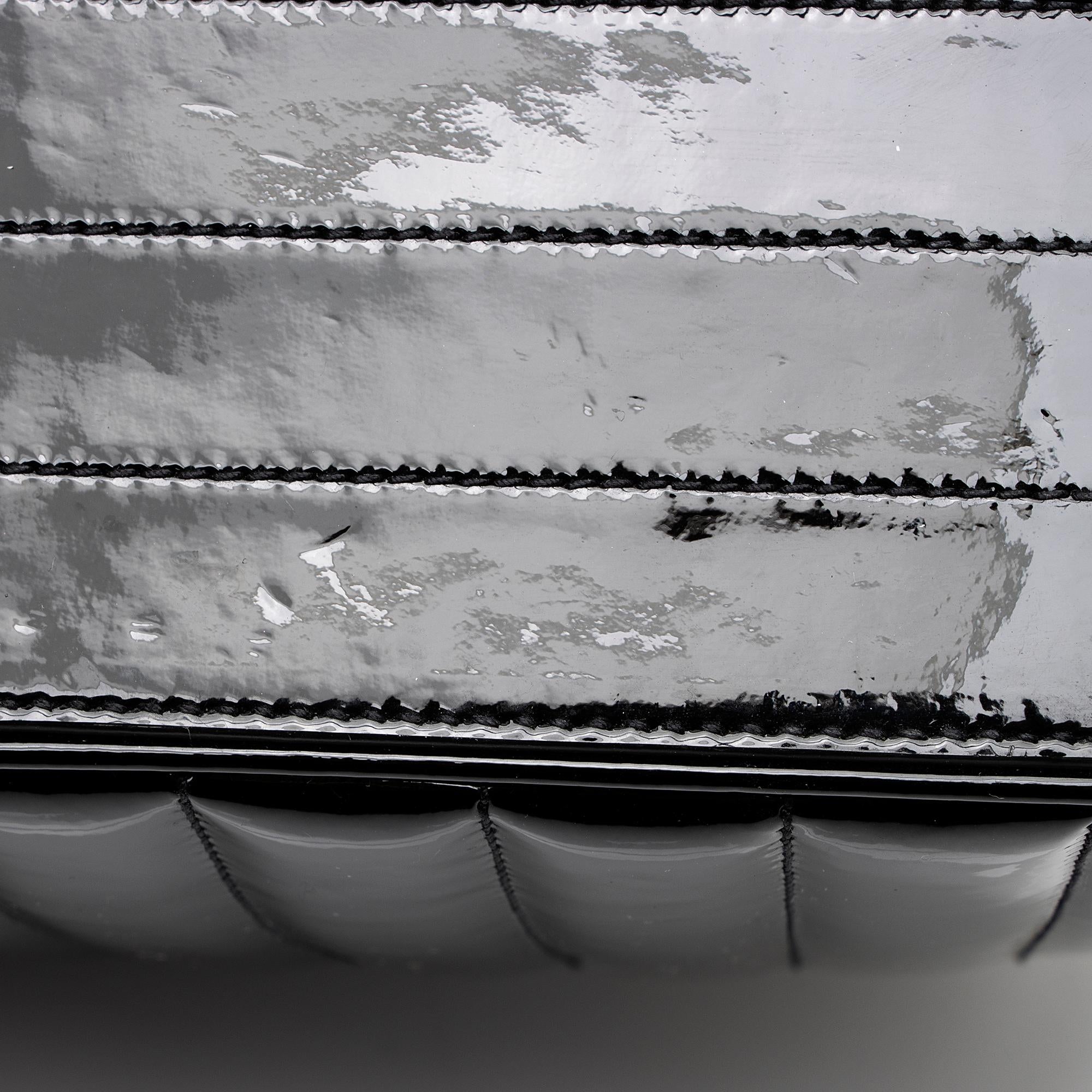 Saint Laurent Matalasse Patent Leather Monogram Vicky Large Shoulder Bag (SHF-zhdP3r)