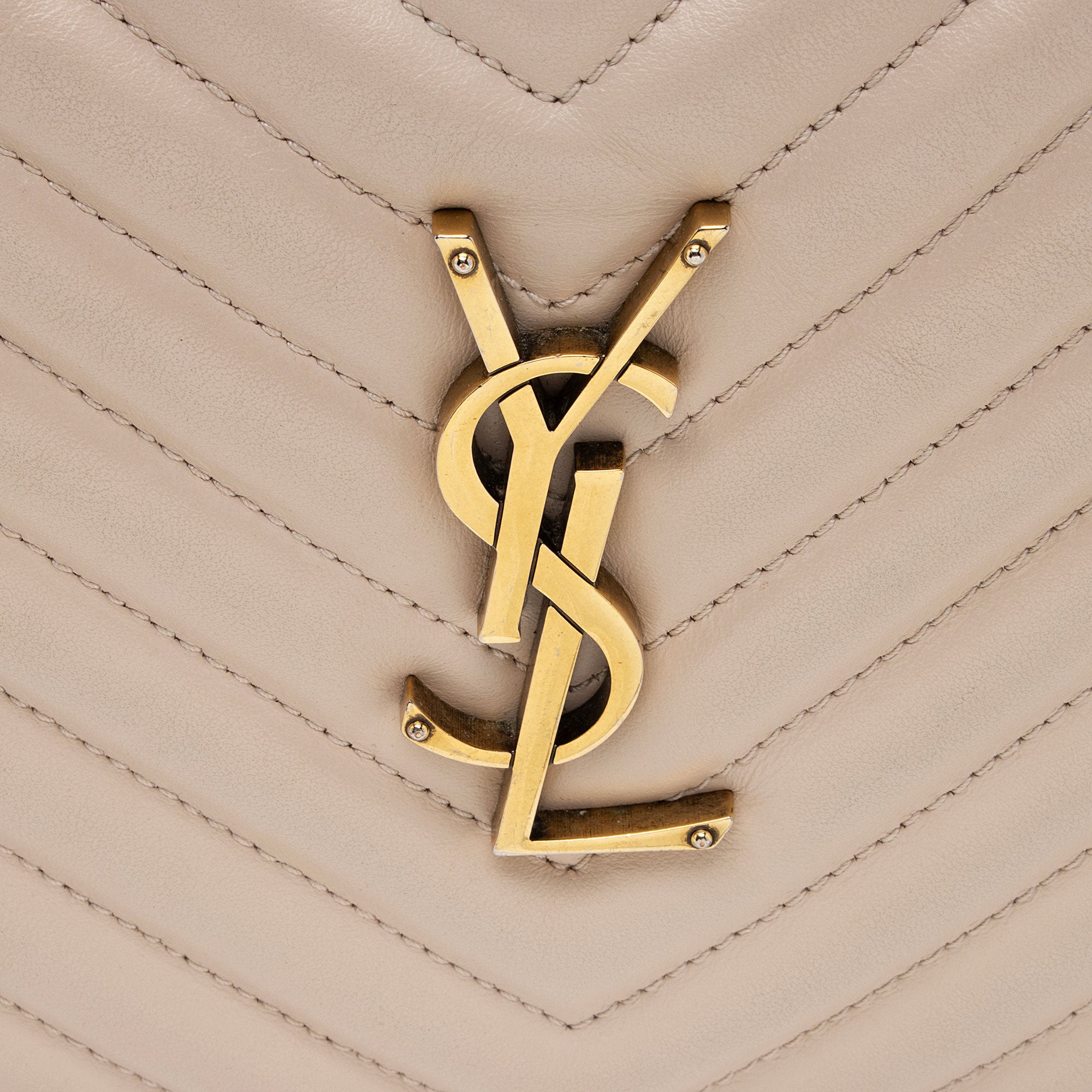 Saint Laurent Matelasse Calfskin Monogram Lou Camera Bag - FINAL SALE (SHF-pag728)