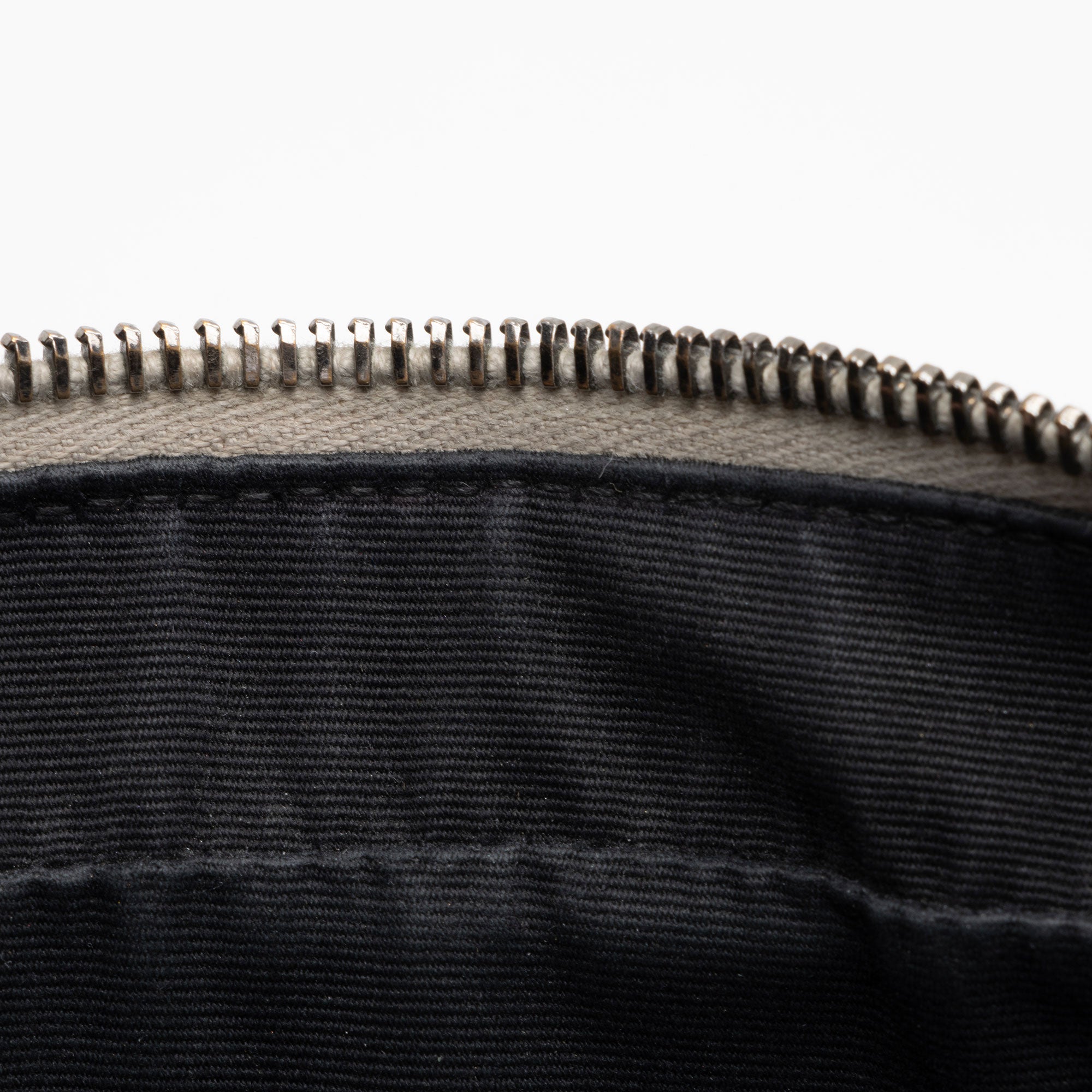 Saint Laurent Matelasse Calfskin Monogram Lou Camera Bag - FINAL SALE (SHF-iTLHGg)