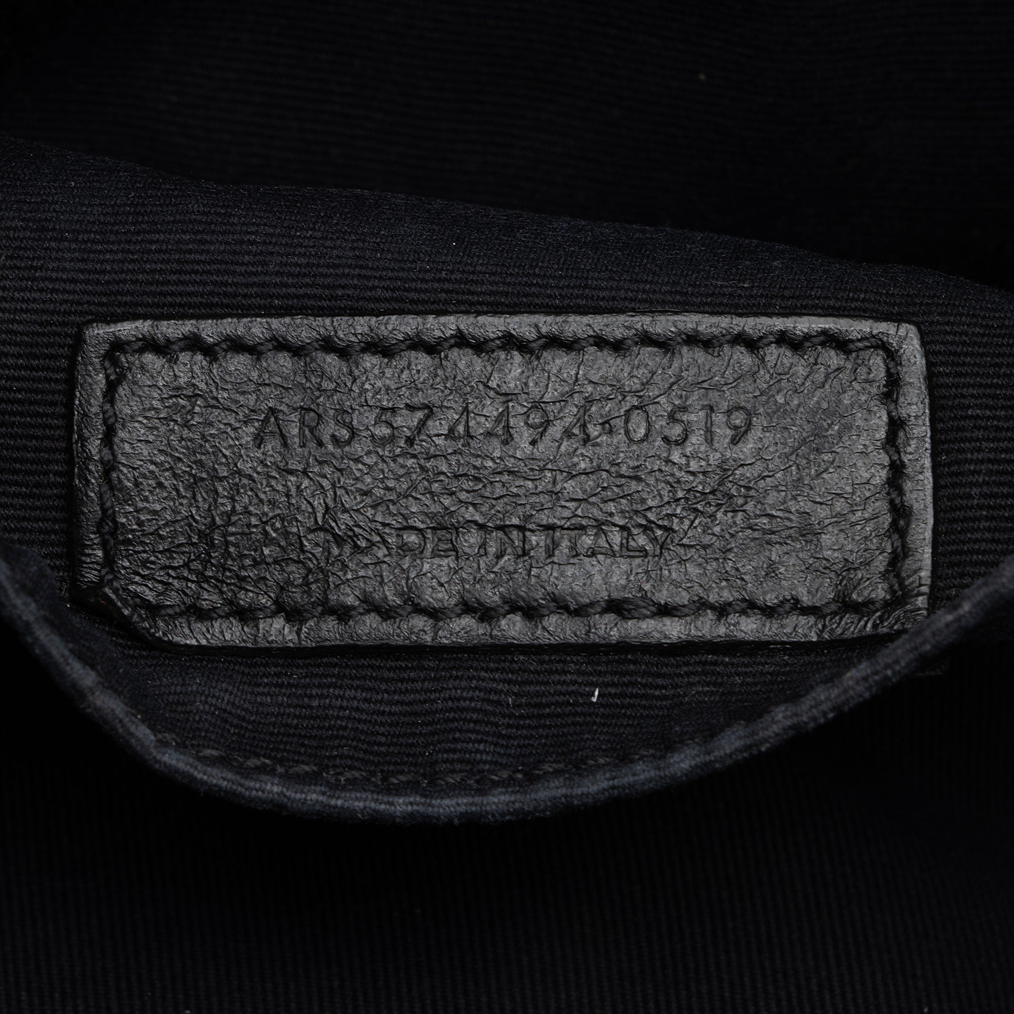 Saint Laurent Matelasse Calfskin Monogram Lou Camera Bag (SHF-WWrnik)