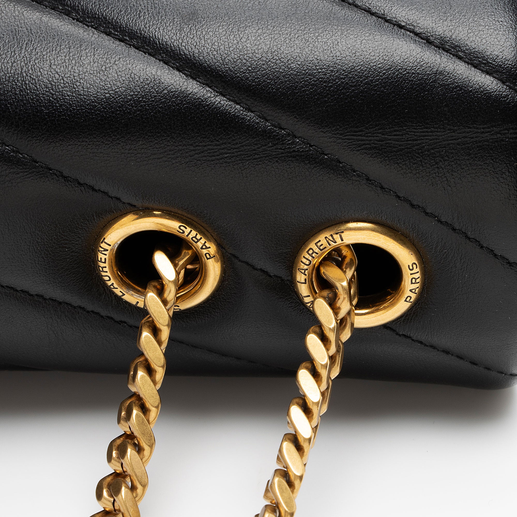 Saint Laurent Matelasse Calfskin Monogram LouLou Chain Medium Shoulder Bag (SHF-m6cEGy)