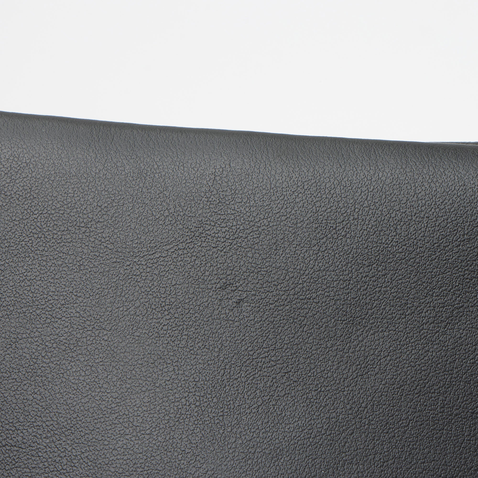 Saint Laurent Matelasse Calfskin Monogram LouLou Chain Medium Shoulder Bag (SHF-W4gfSq)