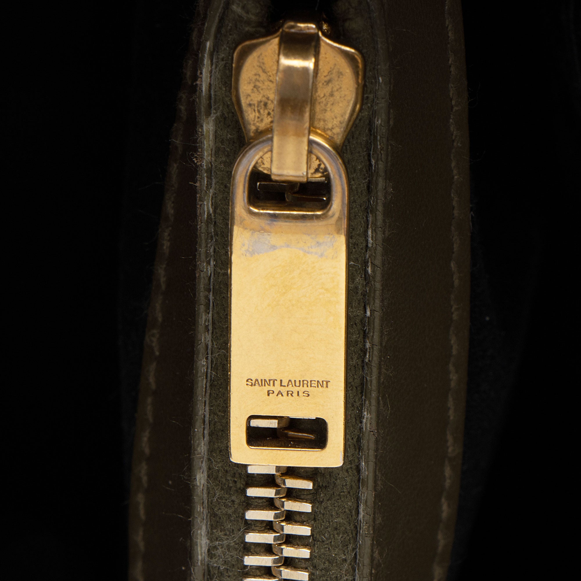 Saint Laurent Matelasse Calfskin Monogram LouLou Chain Medium Shoulder Bag (SHF-Tz5A5L)