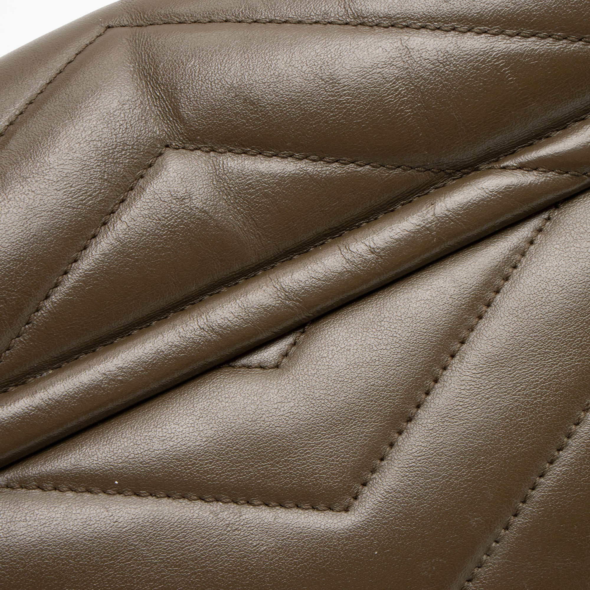 Saint Laurent Matelasse Calfskin Monogram LouLou Chain Medium Shoulder Bag (SHF-Tz5A5L)