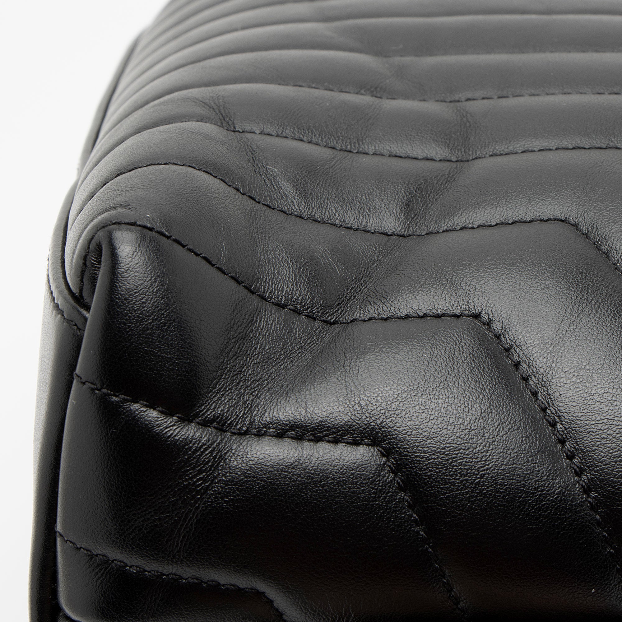 Saint Laurent Matelasse Calfskin Monogram LouLou Medium Backpack (SHF-m1rXfW)