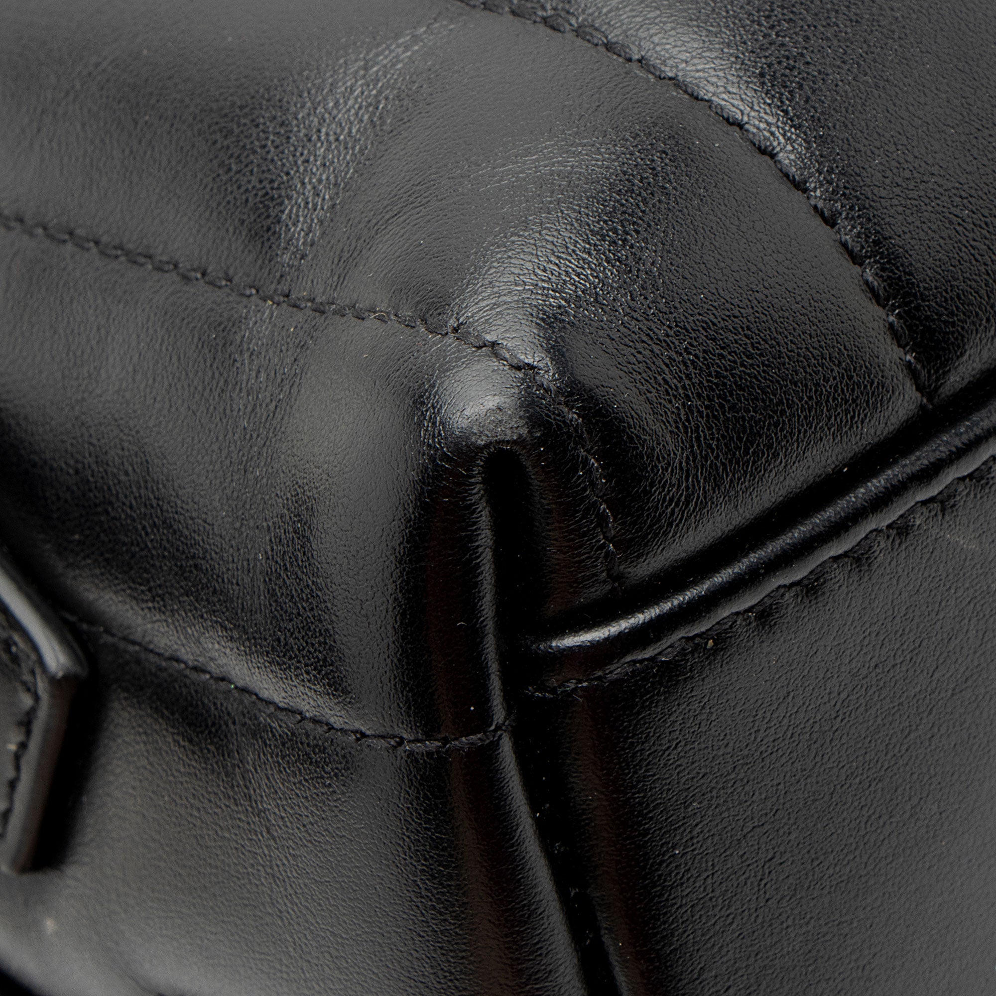 Saint Laurent Matelasse Calfskin Monogram LouLou Medium Backpack (SHF-m1rXfW)