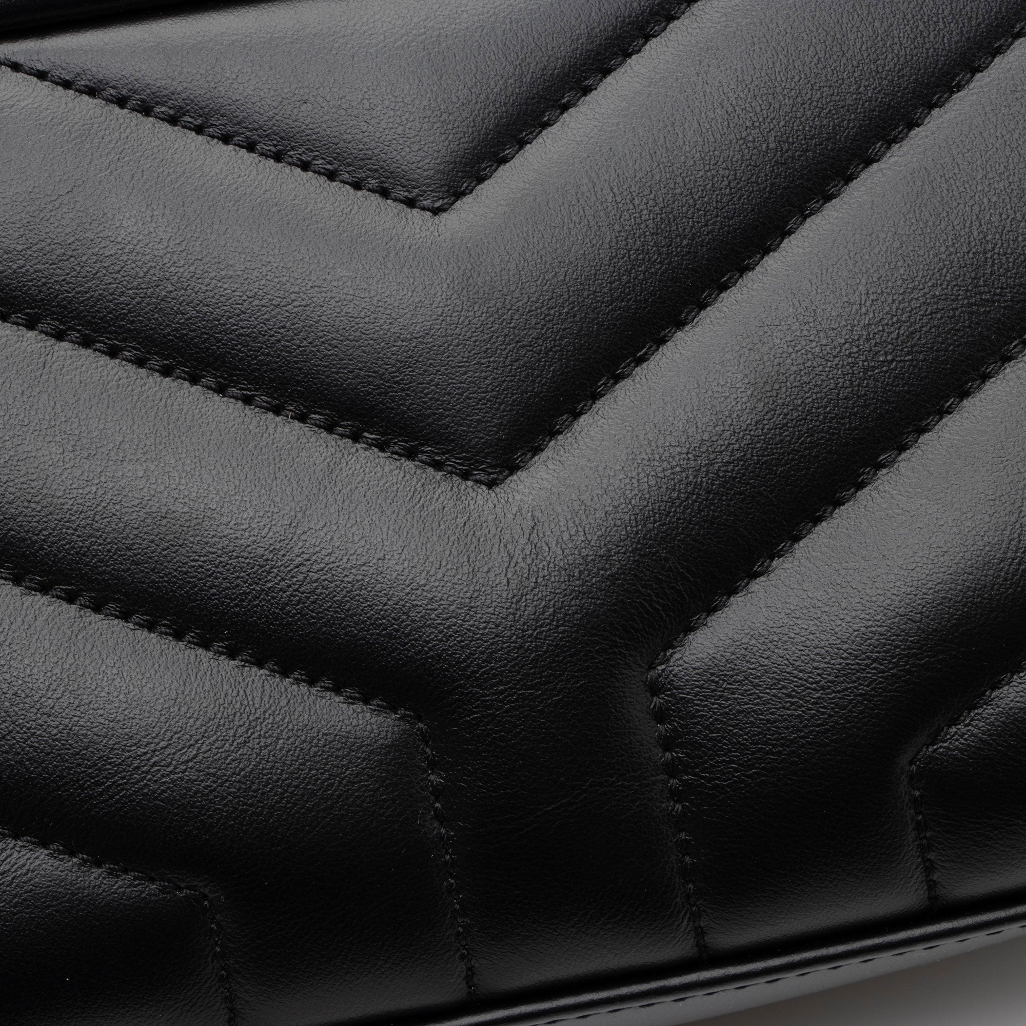 Saint Laurent Matelasse Calfskin Monogram LouLou Toy Crossbody Bag (SHF-XA7PvZ)