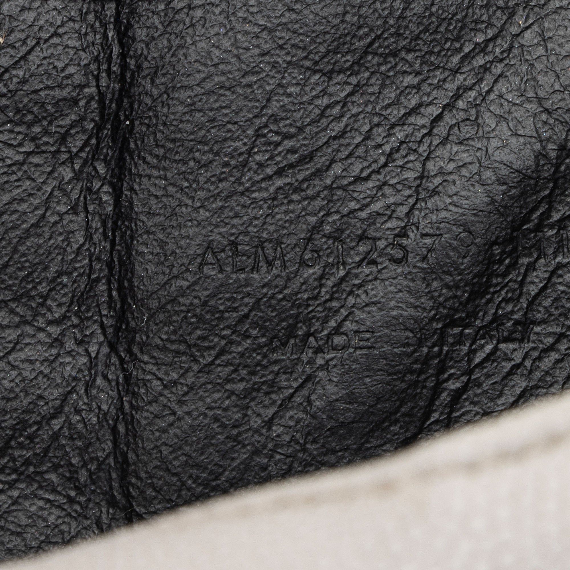 Saint Laurent Matelasse Grain de Poudre Monogram Lou Mini Camera Bag (SHF-kKekCc)