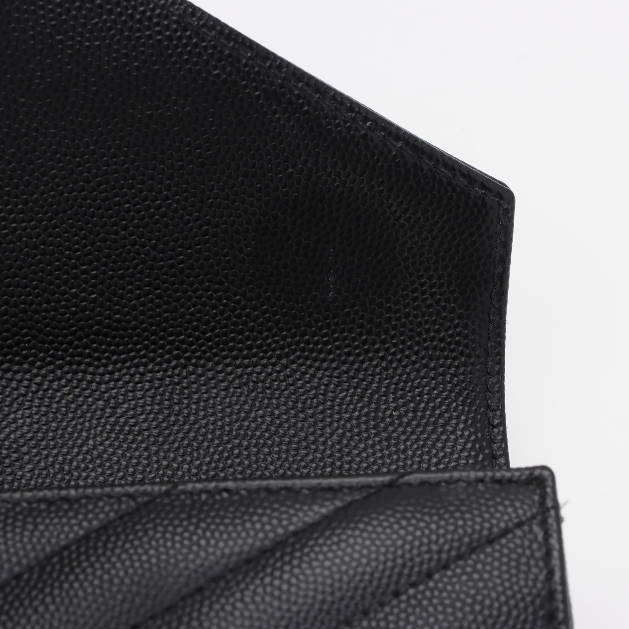 Saint Laurent Matelasse Grain de Poudre Monogram Wallet (SHF-YZtdVY)