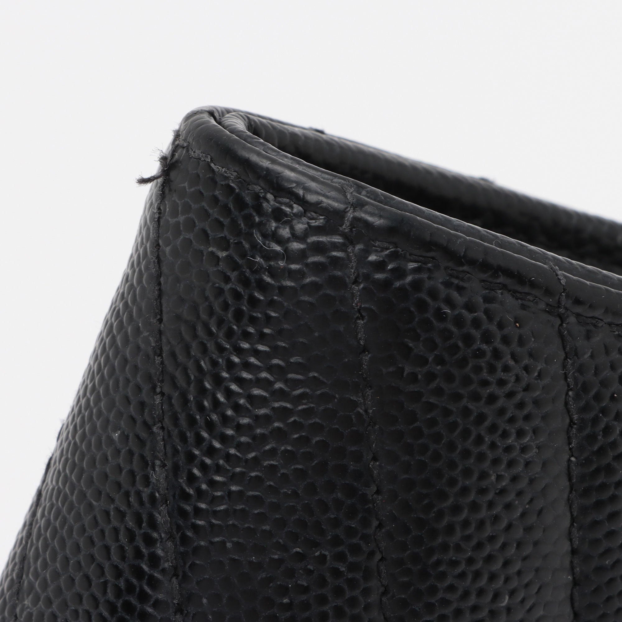 Saint Laurent Matelasse Grain de Poudre Monogram Wallet (SHF-YZtdVY)