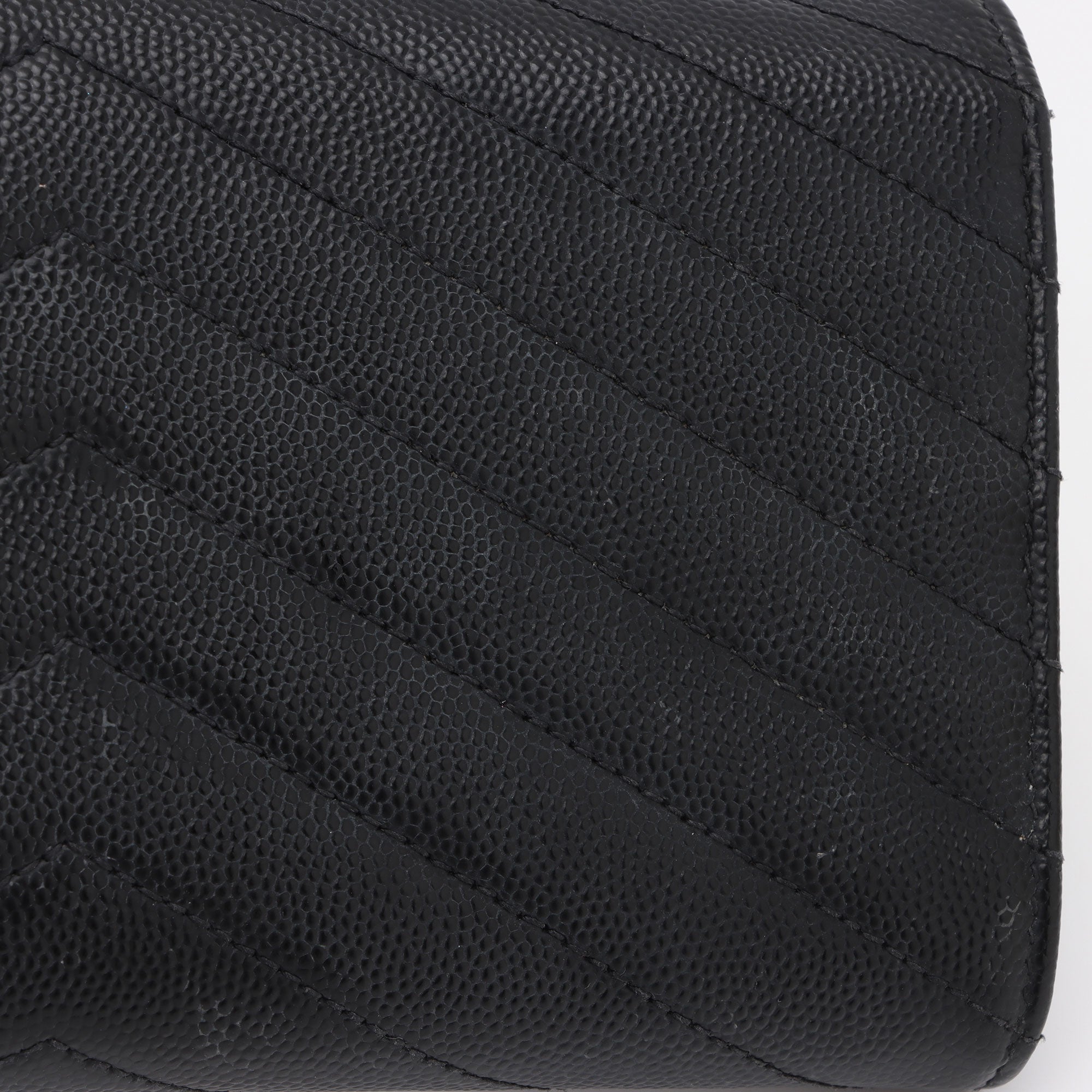 Saint Laurent Matelasse Grain de Poudre Monogram Wallet (SHF-YZtdVY)